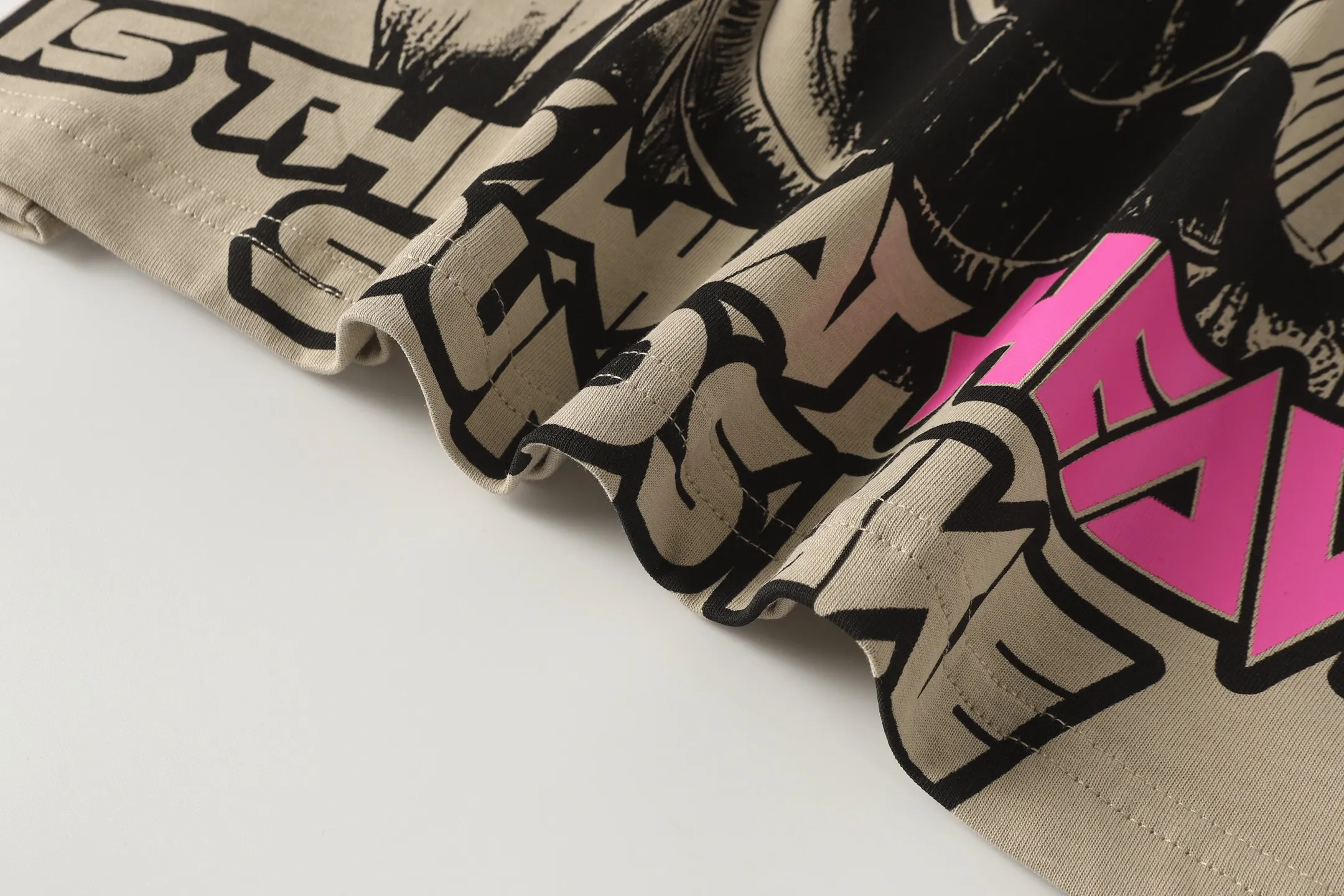 # /Black ｜ In Stock Hellstar 、 T （fabric):32 Sizes（size）：S-M L X L （colour）：Khaki/Black