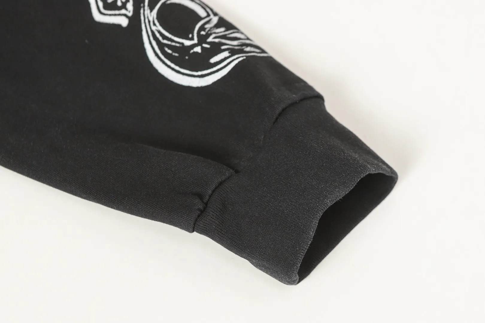 G # Black I . Godspeed Retro T （ ） （fabric）： 26 Sizes（size）：S-M-L-XL （colour）： Black