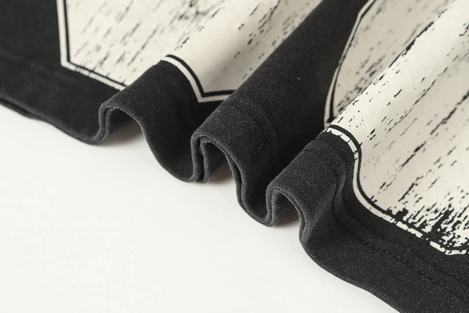 G # Black I Godspeed Retro T （ ） （fabric）： 26 Sizes（size）：S-M-L-XL （colour）： Black 👉
