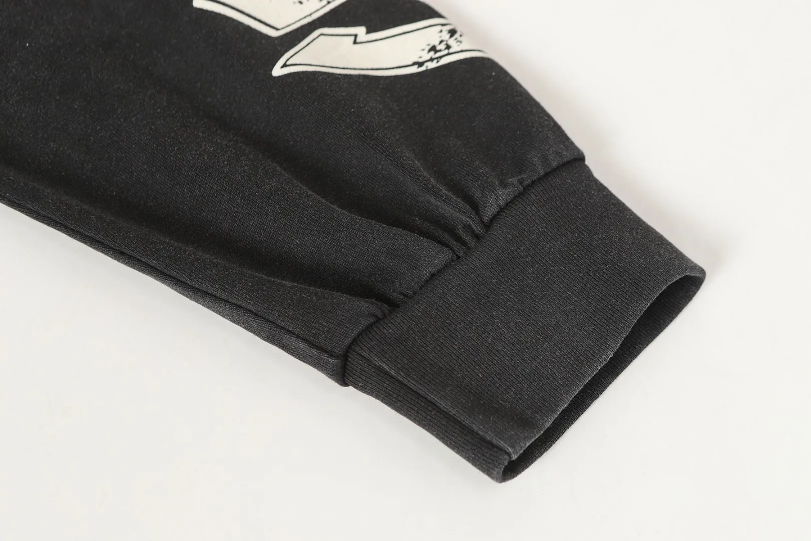 G # Black I Godspeed Retro T （ ） （fabric）： 26 Sizes（size）：S-M-L-XL （colour）： Black 👉
