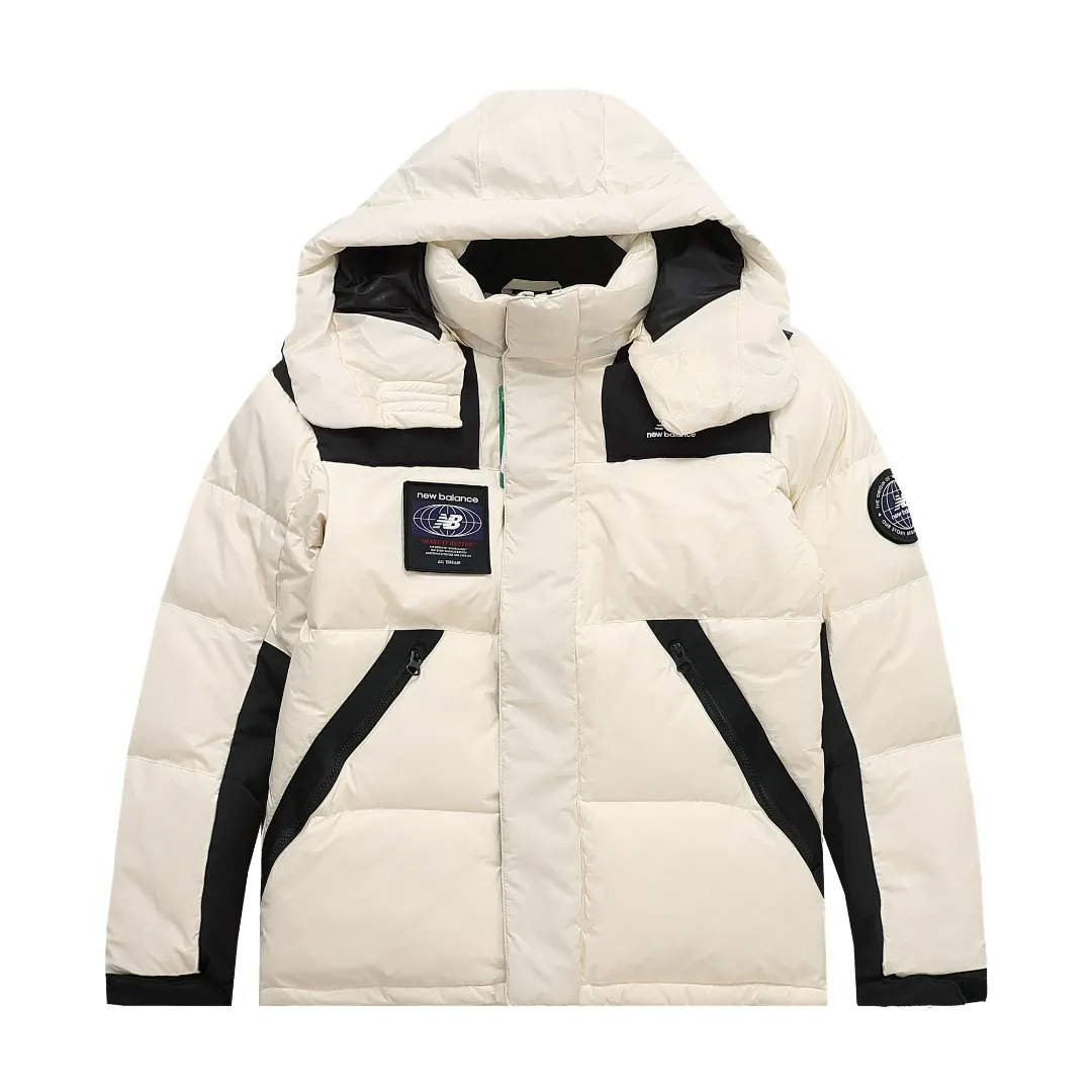 Top version Color: Beige Black sizi: See the last picture New Balance/New Balance Velcro Medal Couple Down Jacket Xiaohongshu Hot Sale! Counter synchronization, the highest version on the market! ! Cabinet version 💰 Feel free to compare the real shot details! The Classic Versatile model has a loose and slim upper body, premium fabrics, detachable badges on the hood and sleeves, and custom zipper molding, with perfectly reproduced details! The interior is designed with a double-layer anti-down liner, filled with white duck down, and 350g of down. It is very fluffy, and the most important thing is that it has strong warmth retention. It can be used in the north and south without stress in the winter! The cuffs have NB 3m reflective logo, all the small details are 1:1, and are extremely warm. It is suitable for men and women. Highly recommended🔥