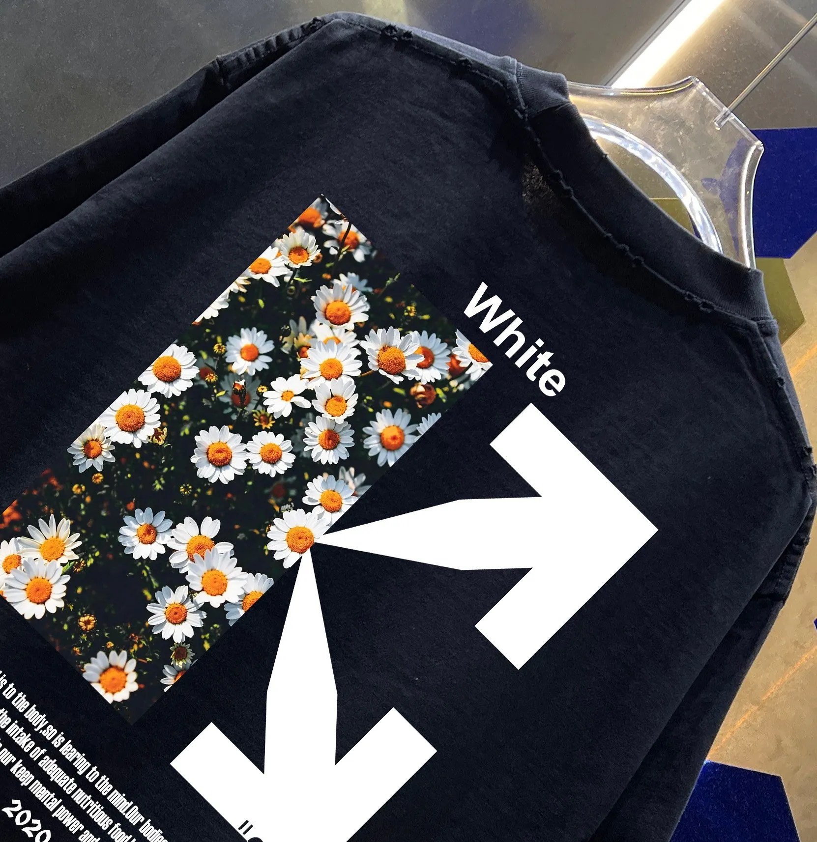 OFF-white/2026 Spring/Summer New Arrival Washed and worn 320g round neck short-sleeved tee, same style loose version for men and women, hang tag, collar label, wash mark, three labels complete Color: wash black, wash white, wash gray, wash green, wash red Size: S M L XL XXL