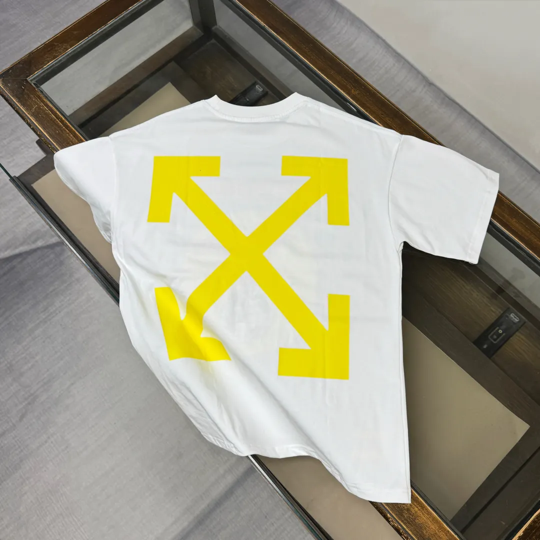 C🌟 OFF-WHITE 2026ss new spring and summer couple's round neck T-shirt🔥 Luxurious brand letter LOGO mark👍🏼 You can feel the youthfulness and fashion brought by this design on your upper body! The overall style is fashionable and trendy. The fabrics are made of top-quality fabrics supplied by customers. They are soft, skin-friendly, breathable, and have good stiffness and drape. The upper body is in fashionable and trendy colors. It is a must-have item for summer! Color: Black White Green Size: XS-S-M-L (loose fit, please state your height and weight when placing an order)