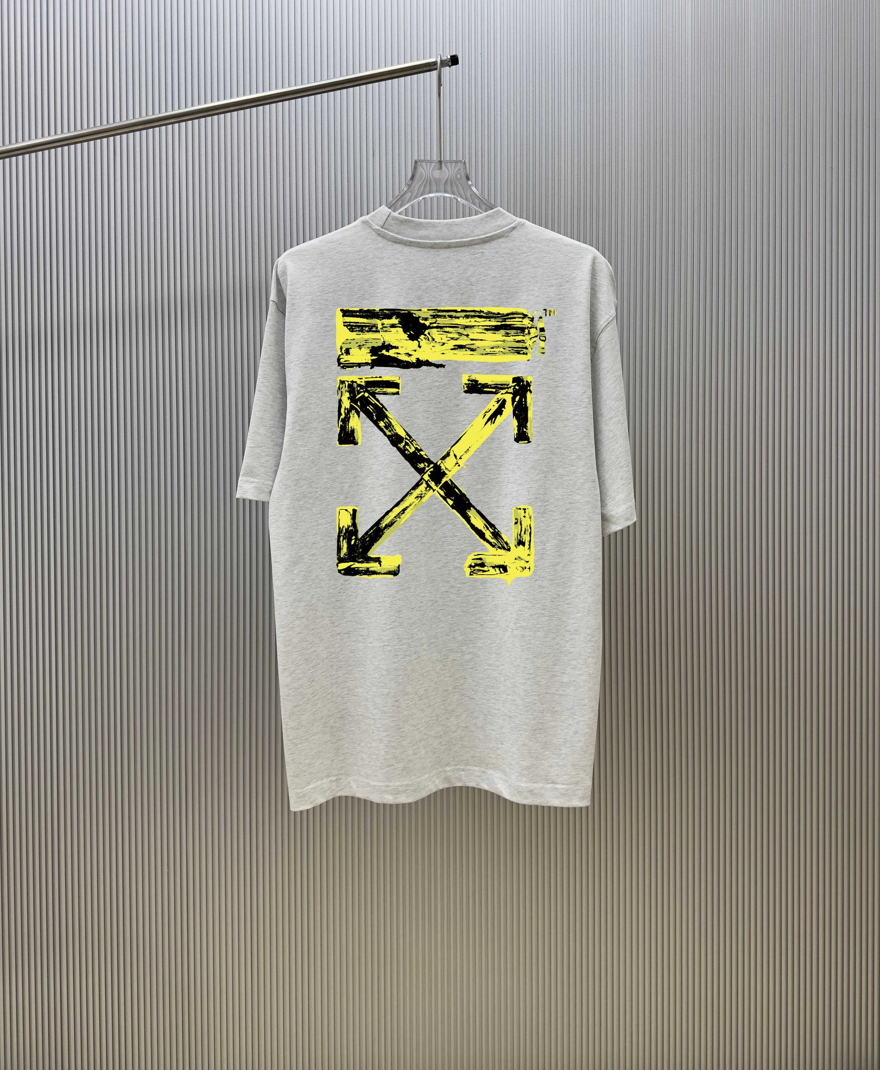 85💰 (Strictly control Quality) Style: off-white short-sleeved T-shirt Fabric: 300g double yarn 100% cotton Rib: 320g Sorona 1*1 trendy brand Process: Printing Color: White Pink Red Blue Gray Black Size: M-4XL No gender distinction Men and women Same Style