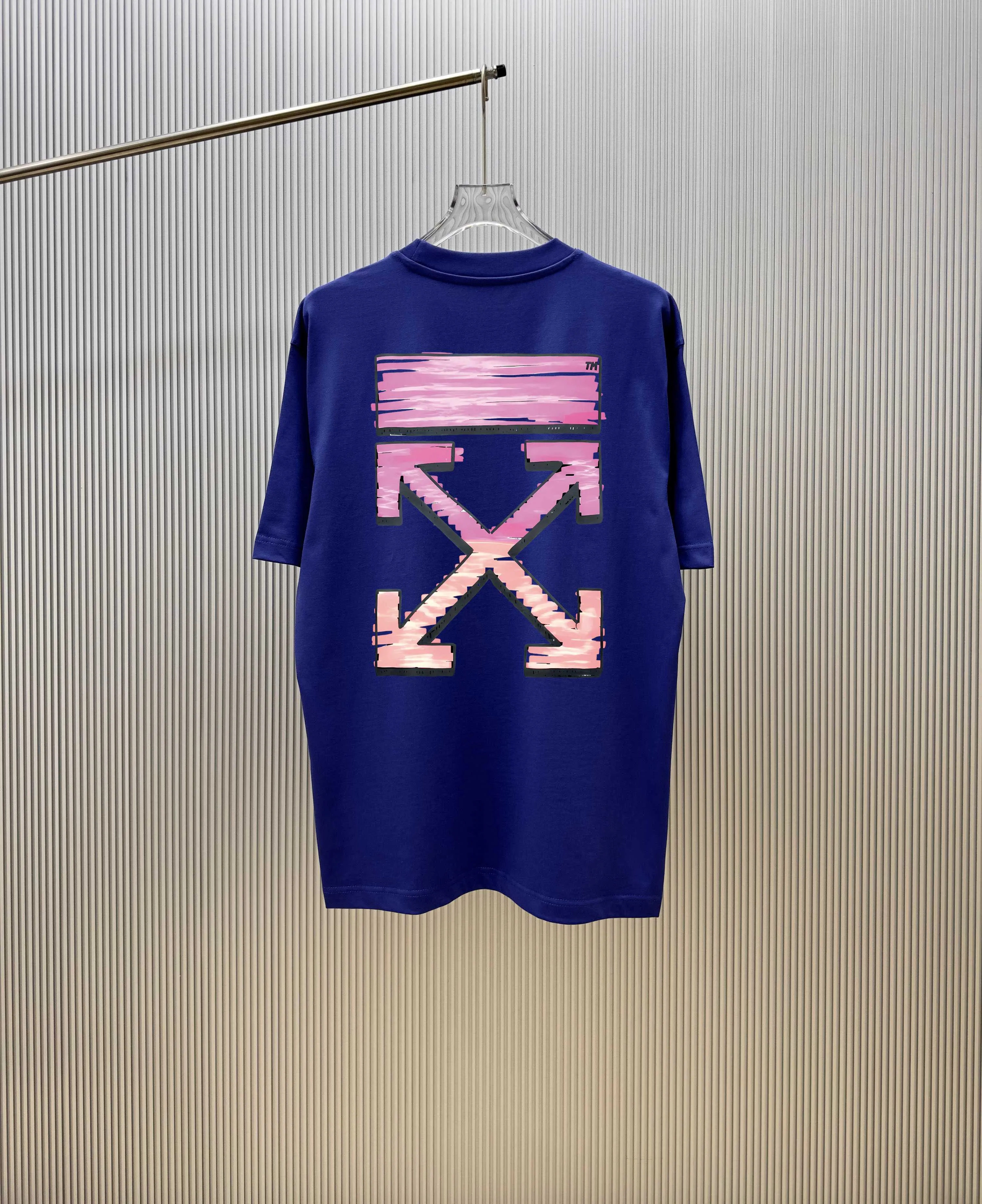 85💰 (Strictly control Quality) Style: off-white short-sleeved T-shirt Fabric: 300g double yarn 100% cotton Rib: 320g Sorona 1*1 trendy brand Process: Printing Color: White Night Blue Cool Blue Blue Floral Gray Black Size: M-4XL No gender distinction Men and women Same Style