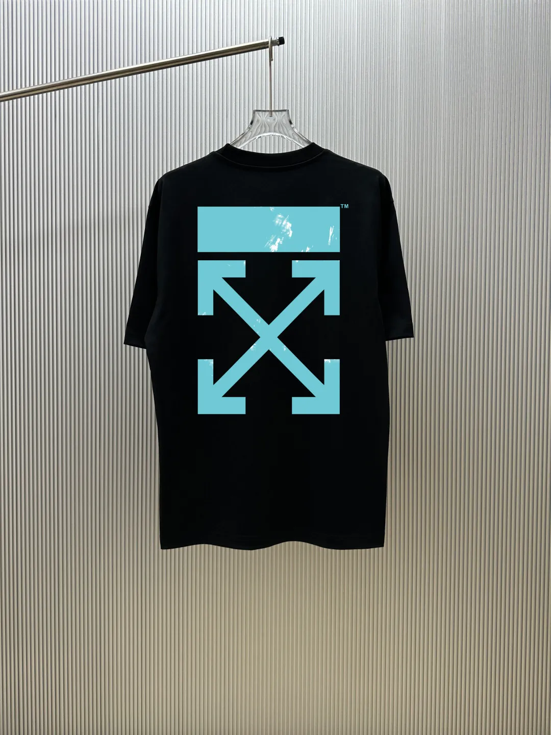 85💰 (Strictly control Quality) Style: off-white short-sleeved T-shirt Fabric: 300g double yarn 100% cotton Rib: 320g Sorona 1*1 trendy brand Technology: Printing Color: White Pink Red Night Blue Orange Black Size: M-4XL No gender distinction Men and women Same Style