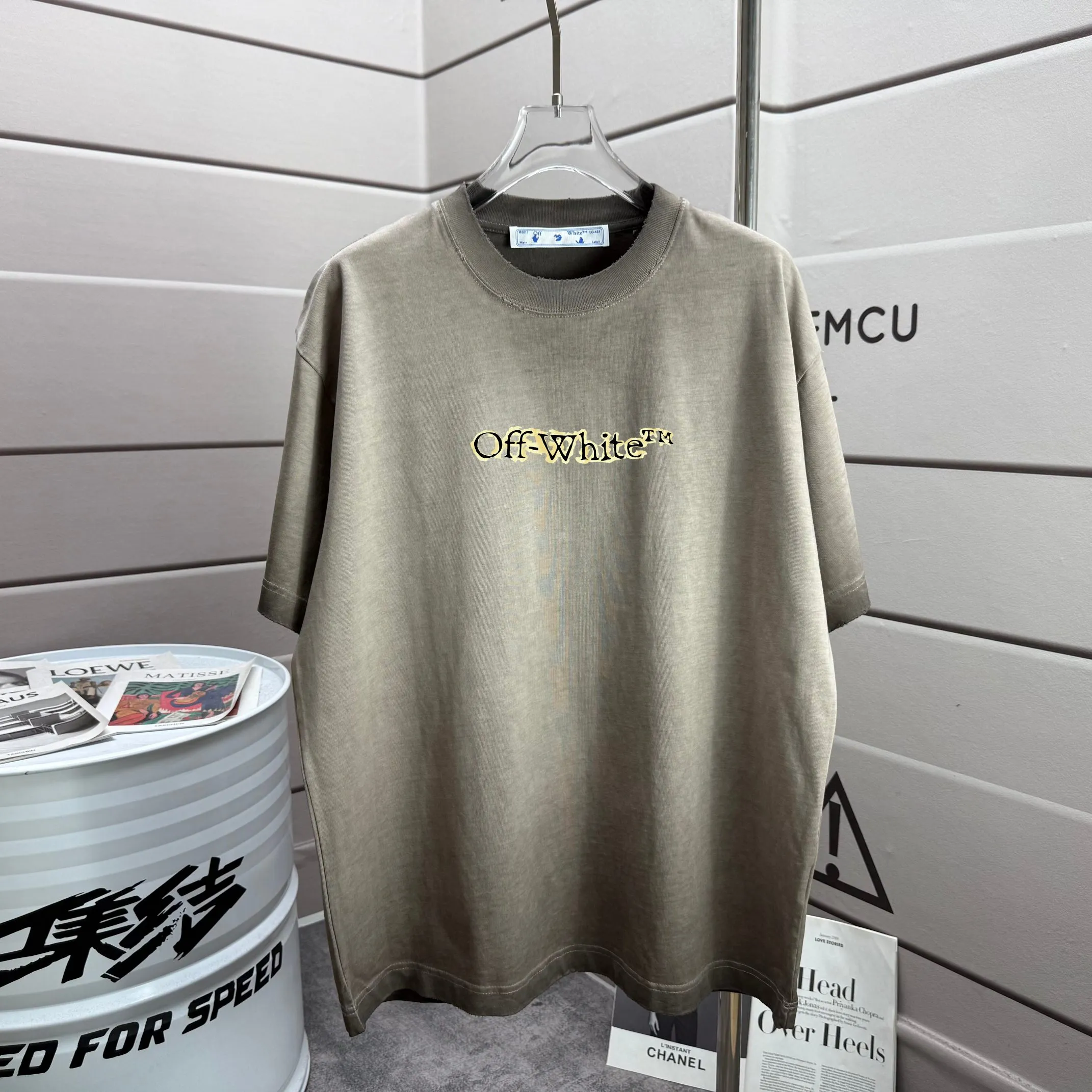 # OFF 2026 Spring and Summer New Arrival Washed and worn 320g round neck short-sleeved tee for men and women Same Style loose version Color: Washed black Washed white Washed gray Brown Size: S M L XL XXL Size: S (90-130 pounds) M (120-150 pounds) L (140-165 pounds) (180-210 pounds)