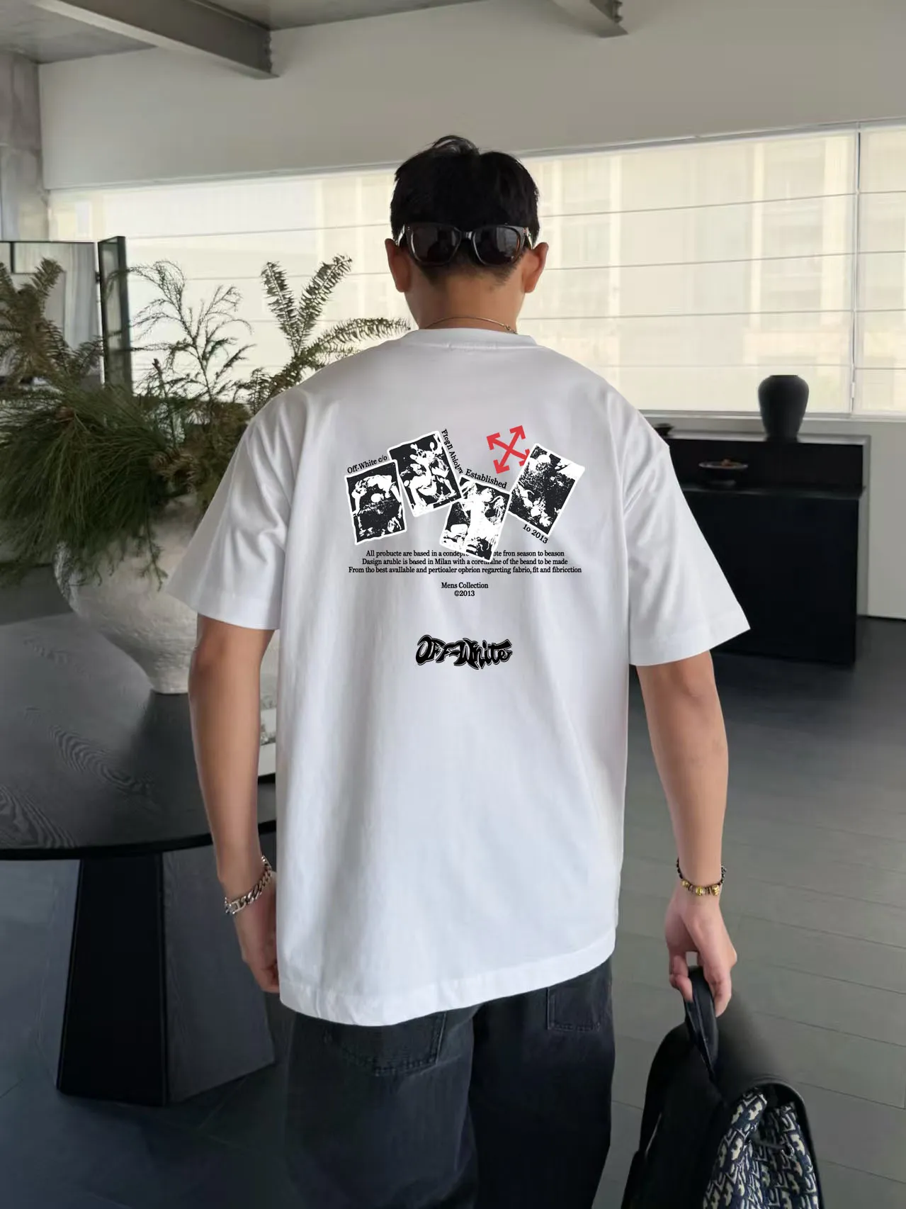 85💰 (Strictly control Quality) Style: off-white short-sleeved T-shirt Fabric: 300g double yarn 100% cotton Rib: 320g Sorona 1*1 trendy brand Process: Printing Color: White Pink Gray Blue Cool Blue Black Size: M-4XL No gender distinction Men and women Same Style