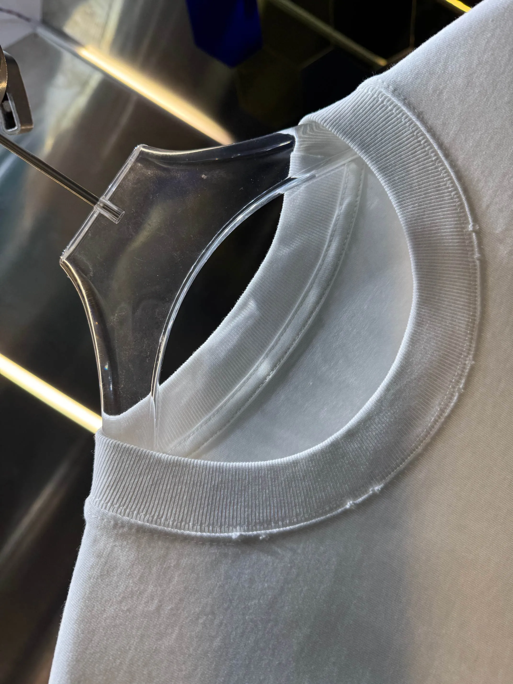 OFF-white/2026 Spring/Summer New Arrival Washed and worn 320g round neck short-sleeved tee, same style loose version for men and women, hang tag, collar label, wash mark, three labels complete Color: wash black, wash white, wash gray, wash green, wash red Size: S M L XL XXL