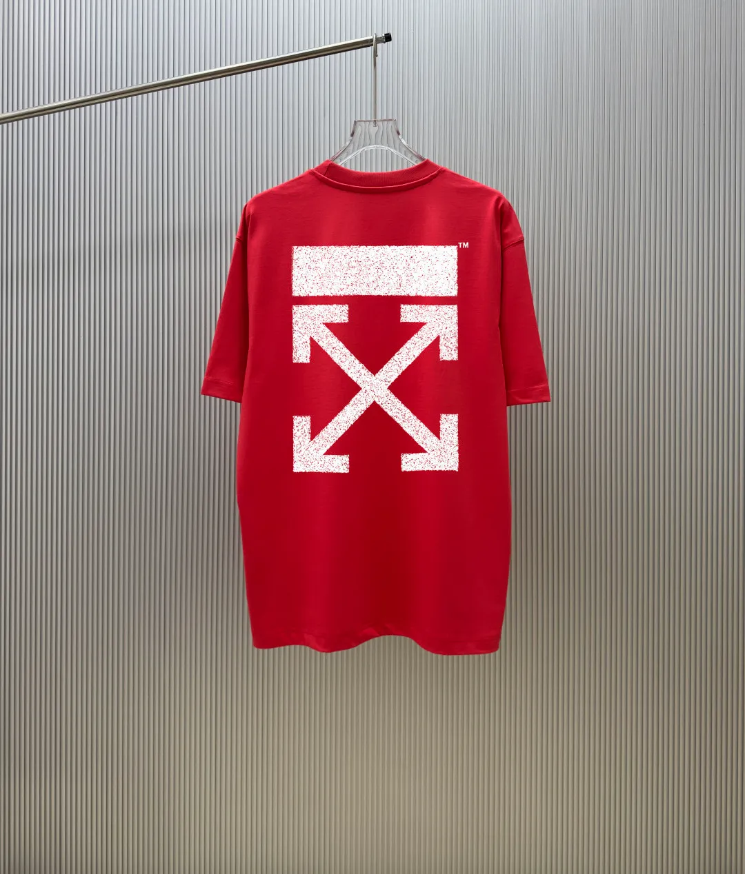 85💰 (Strictly control Quality) Style: off-white short-sleeved T-shirt Fabric: 300g double yarn 100% cotton Rib: 320g Sorona 1*1 trendy brand Process: Printing Color: White Pink Red Blue Gray Black Size: M-4XL No gender distinction Men and women Same Style