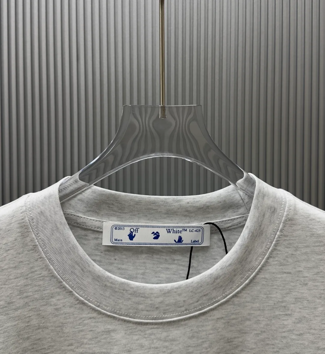 85💰 (Strictly control Quality) Style: off-white short-sleeved T-shirt Fabric: 300g double yarn 100% cotton Rib: 320g Sorona 1*1 trendy brand Process: Printing Color: White Cool Blue Pink Gray Black Size: M-4XL No gender distinction Men and women Same Style