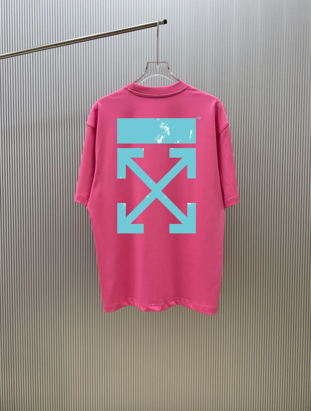 85💰 (Strictly control Quality) Style: off-white short-sleeved T-shirt Fabric: 300g double yarn 100% cotton Rib: 320g Sorona 1*1 trendy brand Technology: Printing Color: White Pink Red Night Blue Orange Black Size: M-4XL No gender distinction Men and women Same Style