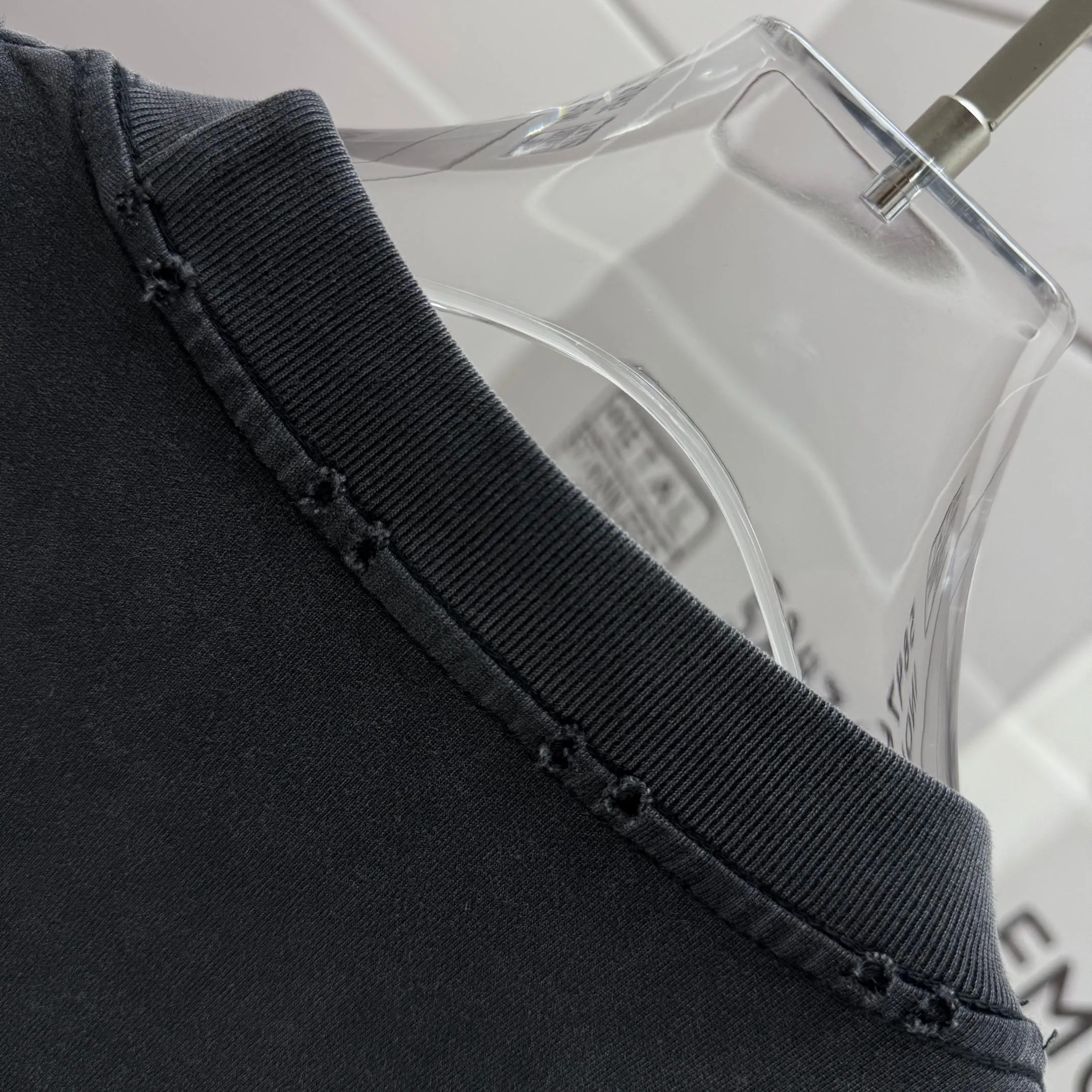 # OFF 2026 Spring and Summer New Arrival Washed and worn 320g round neck short-sleeved tee for men and women Same Style loose version Color: Washed black Washed white Washed gray Brown Size: S M L XL XXL Size: S (90-130 pounds) M (120-150 pounds) L (140-165 pounds) (180-210 pounds)