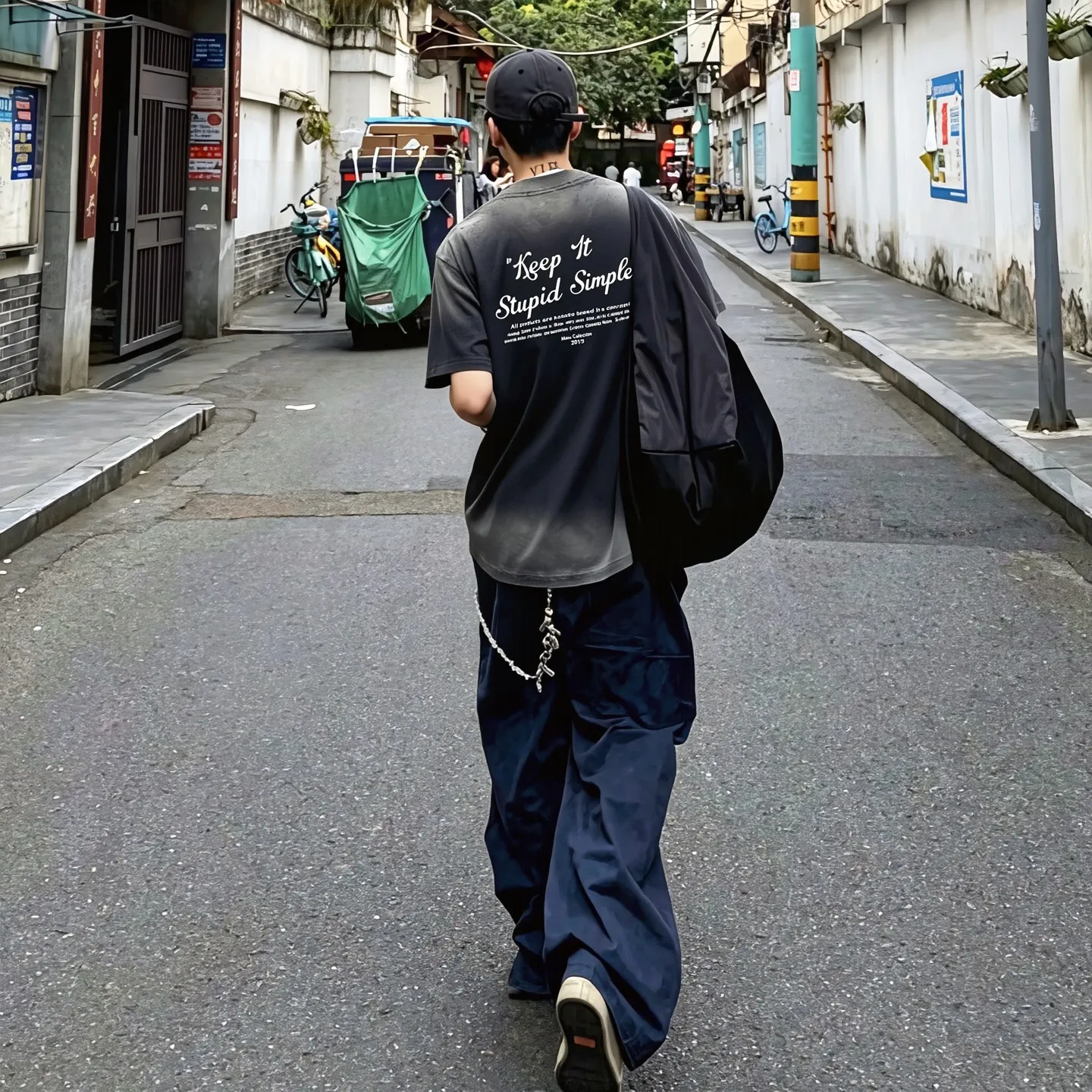 "𝙉𝙚𝙬⚜️off" 2026 Spring and Summer New Arrival short-sleeved T-shirt 32 count 275g heavy double yarn cotton, old washed gradient print Color: Black Green Royal Blue Sizes: S M L XL XXL