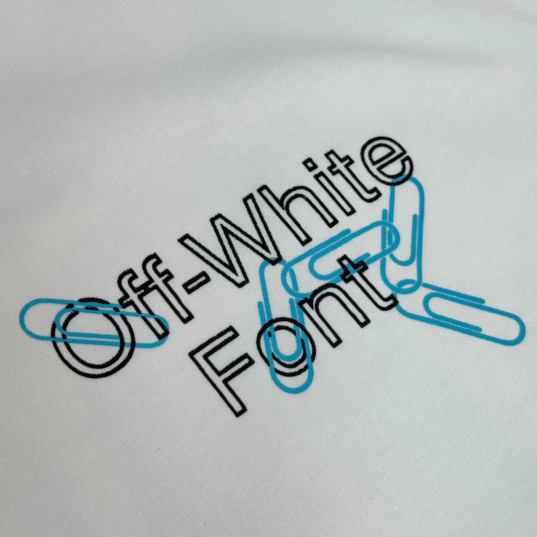 C🌟 OFF-WHITE 2026ss new spring and summer couple's round neck T-shirt🔥 Luxurious brand letter LOGO mark👍🏼 You can feel the youthfulness and fashion brought by this design on your upper body! The overall style is fashionable and trendy. The fabrics are made of top-quality fabrics supplied by customers. They are soft, skin-friendly, breathable, and have good stiffness and drape. The upper body is in fashionable and trendy colors. It is a must-have item for summer! Color: Black White Size: XS-S-M-L (loose fit, please state your height and weight when placing an order)
