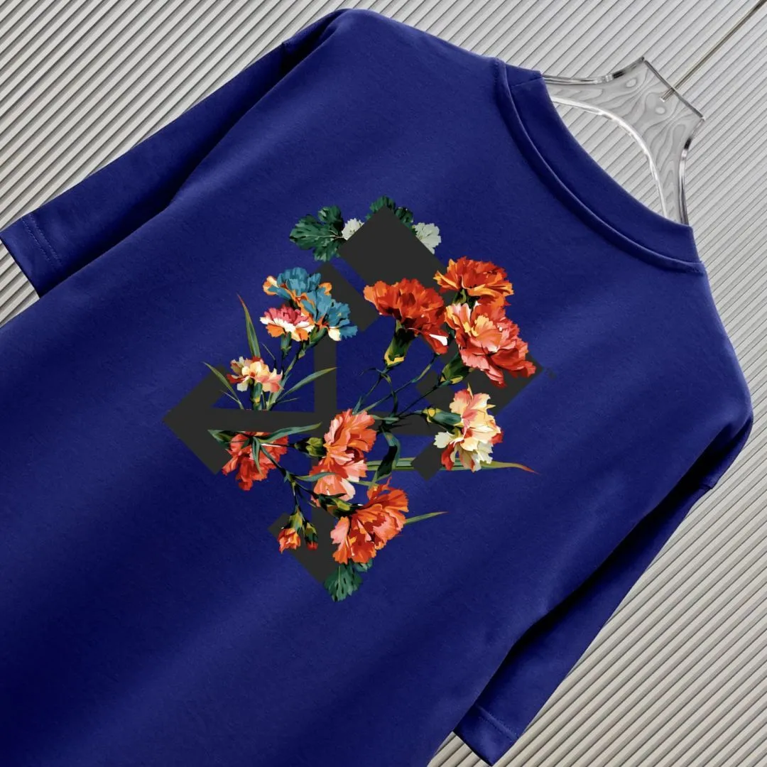 85💰 (Strictly control Quality) Style: off-white short-sleeved T-shirt Fabric: 300g double yarn 100% cotton Rib: 320g Sorona 1*1 trendy brand Process: Printing Color: White Night Blue Cool Blue Blue Floral Gray Black Size: M-4XL No gender distinction Men and women Same Style