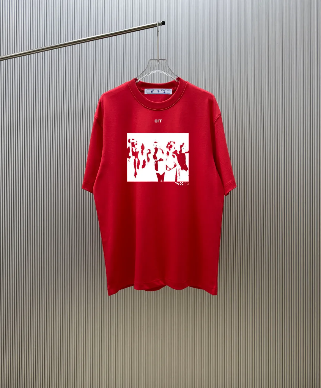 85💰 (Strictly control Quality) Style: off-white short-sleeved T-shirt Fabric: 300g double yarn 100% cotton Rib: 320g Sorona 1*1 trendy brand Process: Printing Color: White Orange Pink Red Floral Gray Black Size: M-4XL No gender distinction Men and women Same Style