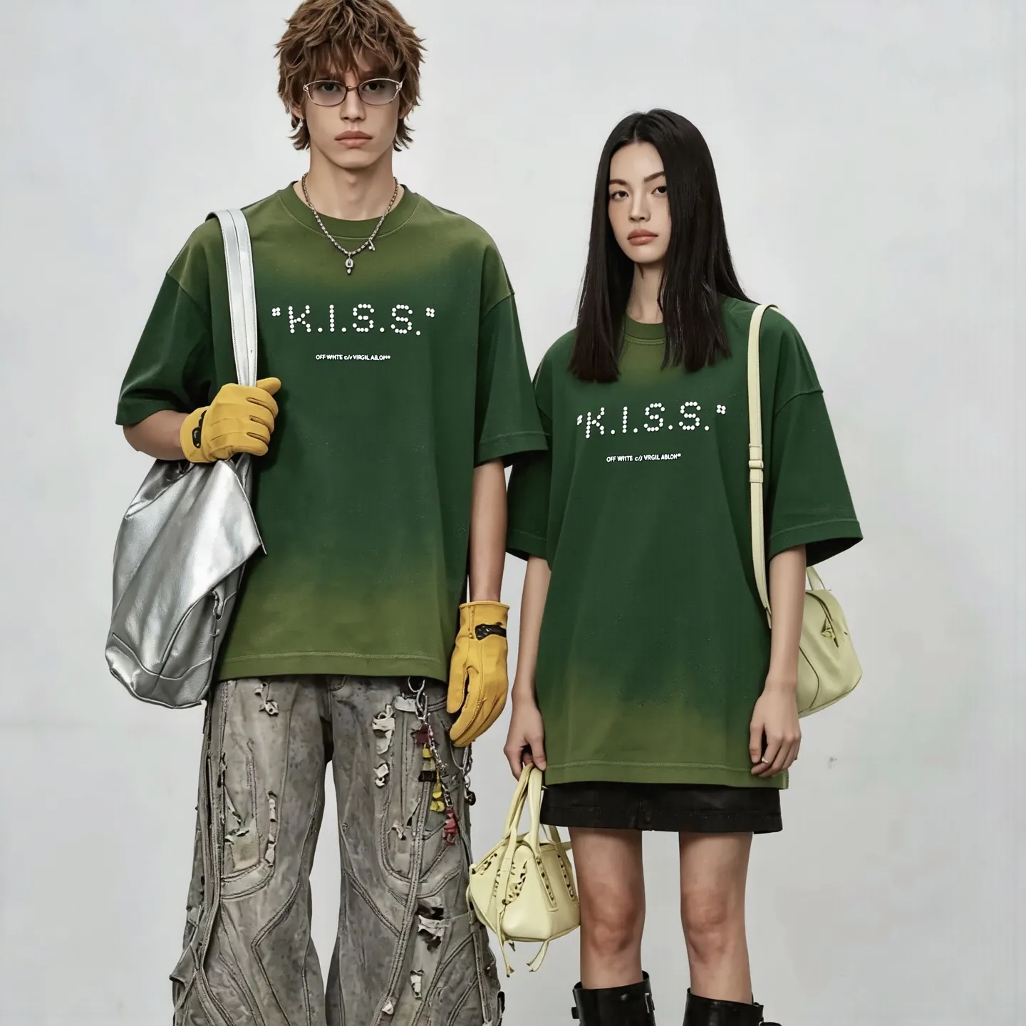 "𝙉𝙚𝙬⚜️off" 2026 Spring and Summer New Arrival short-sleeved T-shirt 32 count 275g heavy double yarn cotton, old washed gradient print Color: Black Green Royal Blue Sizes: S M L XL XXL