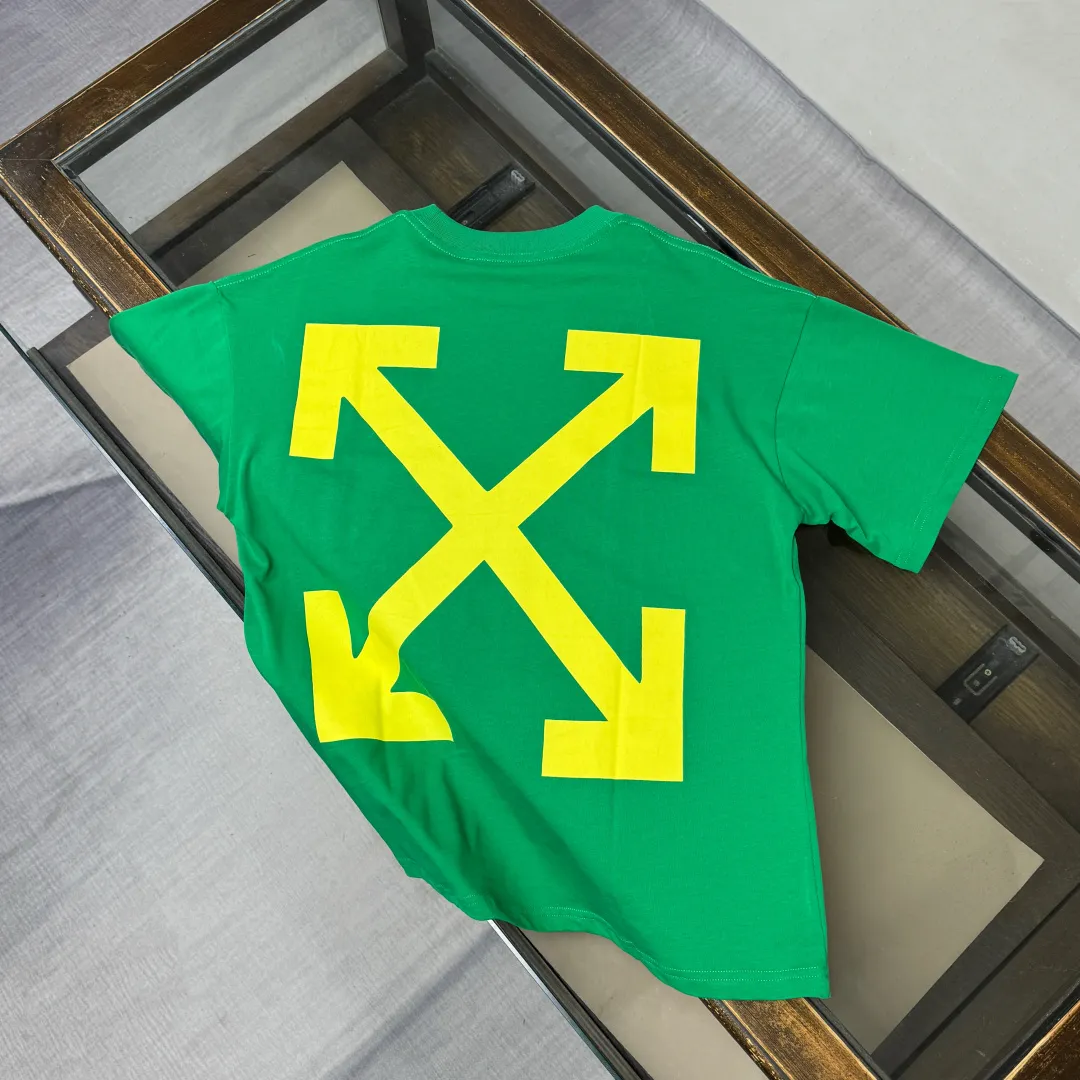 C🌟 OFF-WHITE 2026ss new spring and summer couple's round neck T-shirt🔥 Luxurious brand letter LOGO mark👍🏼 You can feel the youthfulness and fashion brought by this design on your upper body! The overall style is fashionable and trendy. The fabrics are made of top-quality fabrics supplied by customers. They are soft, skin-friendly, breathable, and have good stiffness and drape. The upper body is in fashionable and trendy colors. It is a must-have item for summer! Color: Black White Green Size: XS-S-M-L (loose fit, please state your height and weight when placing an order)