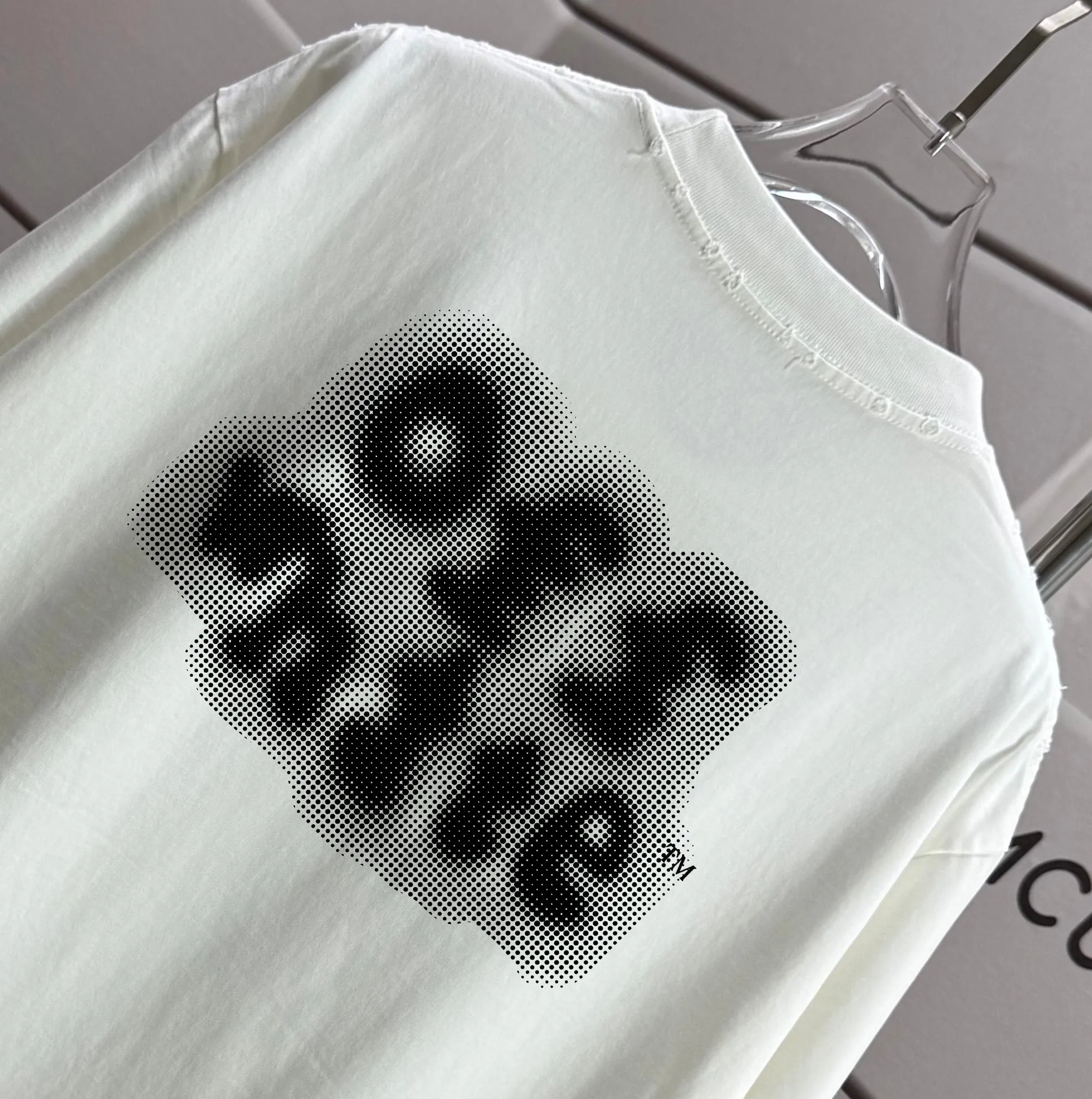 # OFF 2026 Spring and Summer New Arrival Washed and worn 320g round neck short-sleeved tee for men and women Same Style loose version Color: Washed black Washed white Washed gray Brown Size: S M L XL XXL Size: S (90-130 pounds) M (120-150 pounds) L (140-165 pounds) (180-210 pounds)