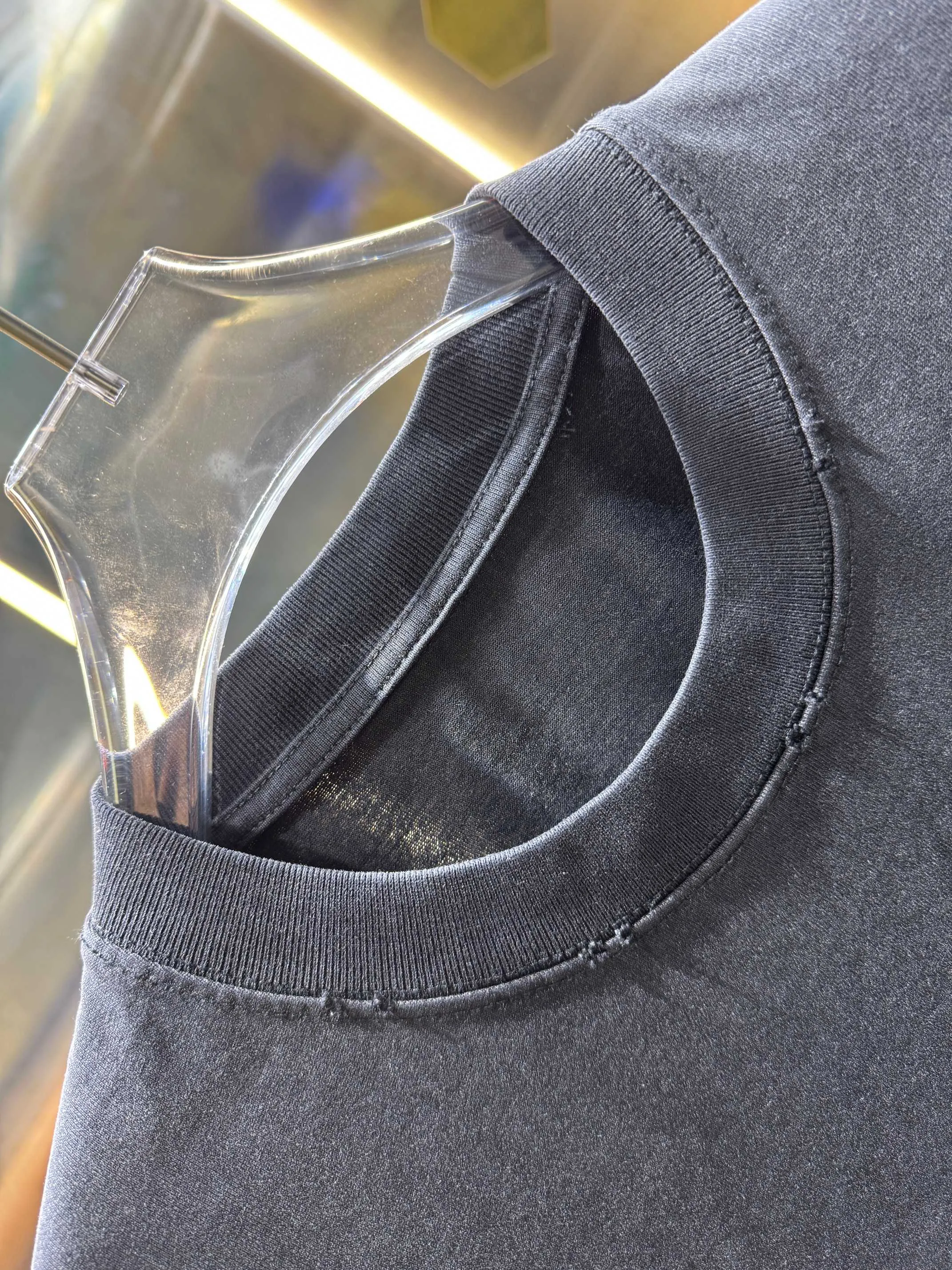 OFF-white/2026 Spring/Summer New Arrival Washed and worn 320g round neck short-sleeved tee, same style loose version for men and women, hangtag, collar label, wash mark, complete with three labels Color: Washed black, Washed white, Washed gray, Washed purple Size: S M L XL XXL