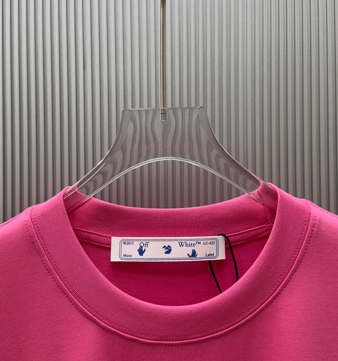 85💰 (Strictly control Quality) Style: off-white short-sleeved T-shirt Fabric: 300g double yarn 100% cotton Rib: 320g Sorona 1*1 trendy brand Process: Printing Color: White Pink Blue Cool Blue Floral Gray Black Size: M-4XL No gender distinction Men and women Same Style