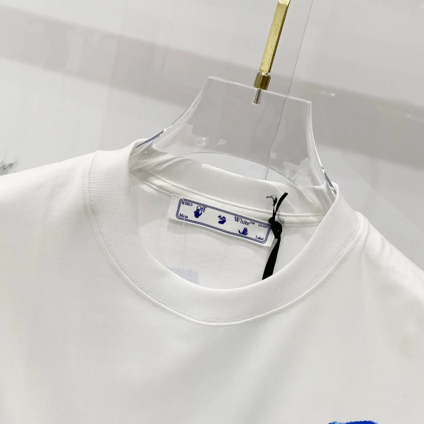 OFF-white/ 260 T ➡️ LOGO Quality 100 ％ Versatile Size:XS-L :Black.White