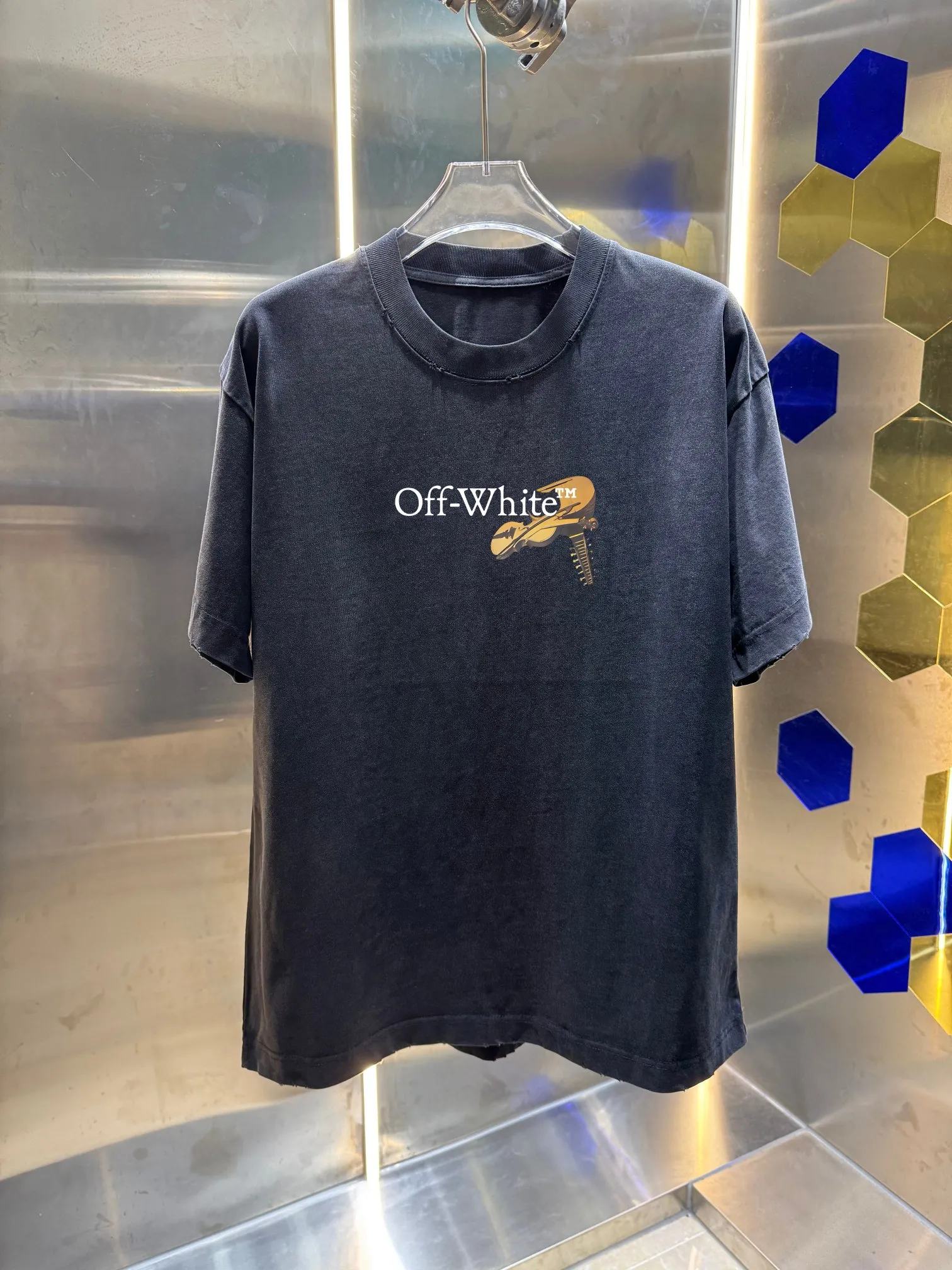 OFF-white/2026 Spring/Summer New Arrival Washed and worn 320g round neck short-sleeved tee, same style loose version for men and women, hangtag, collar label, wash mark, complete with three labels Color: Washed black, Washed white, Washed gray, Brown Size: S M L XL XXL
