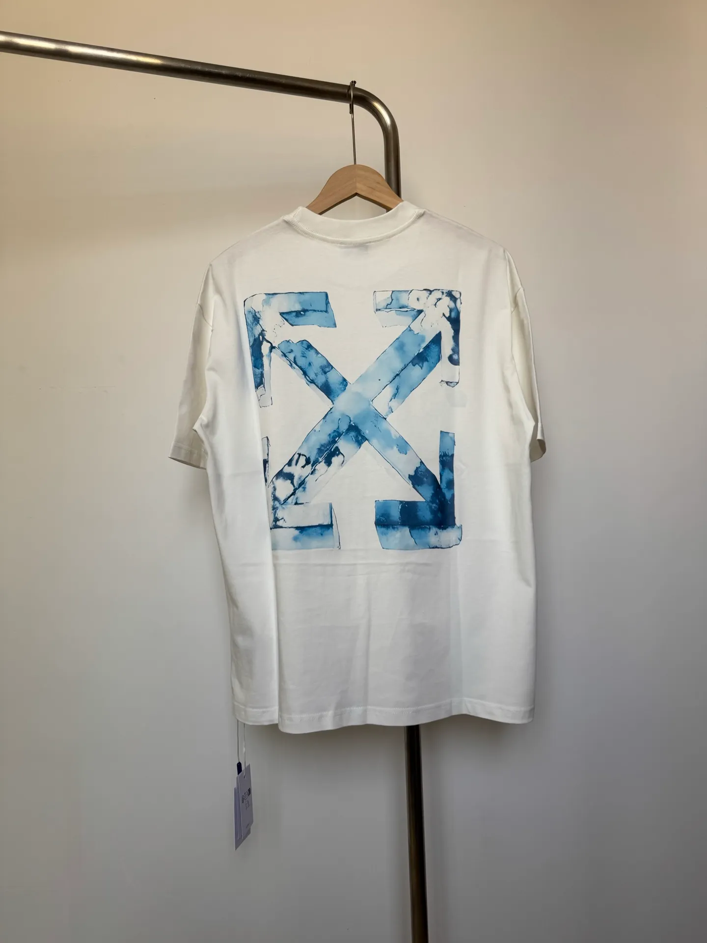 OF 54 P100 OFF-WHITE Hot Sale OW 26ss T oversize ， 220 ， 。 260 ， ， ， 。 ， ， ， ， YB 。 ， ， ， ， ， ， 。 YB ， ， ， 。 ： 、White Size:XS.S.M.L(oversize ）