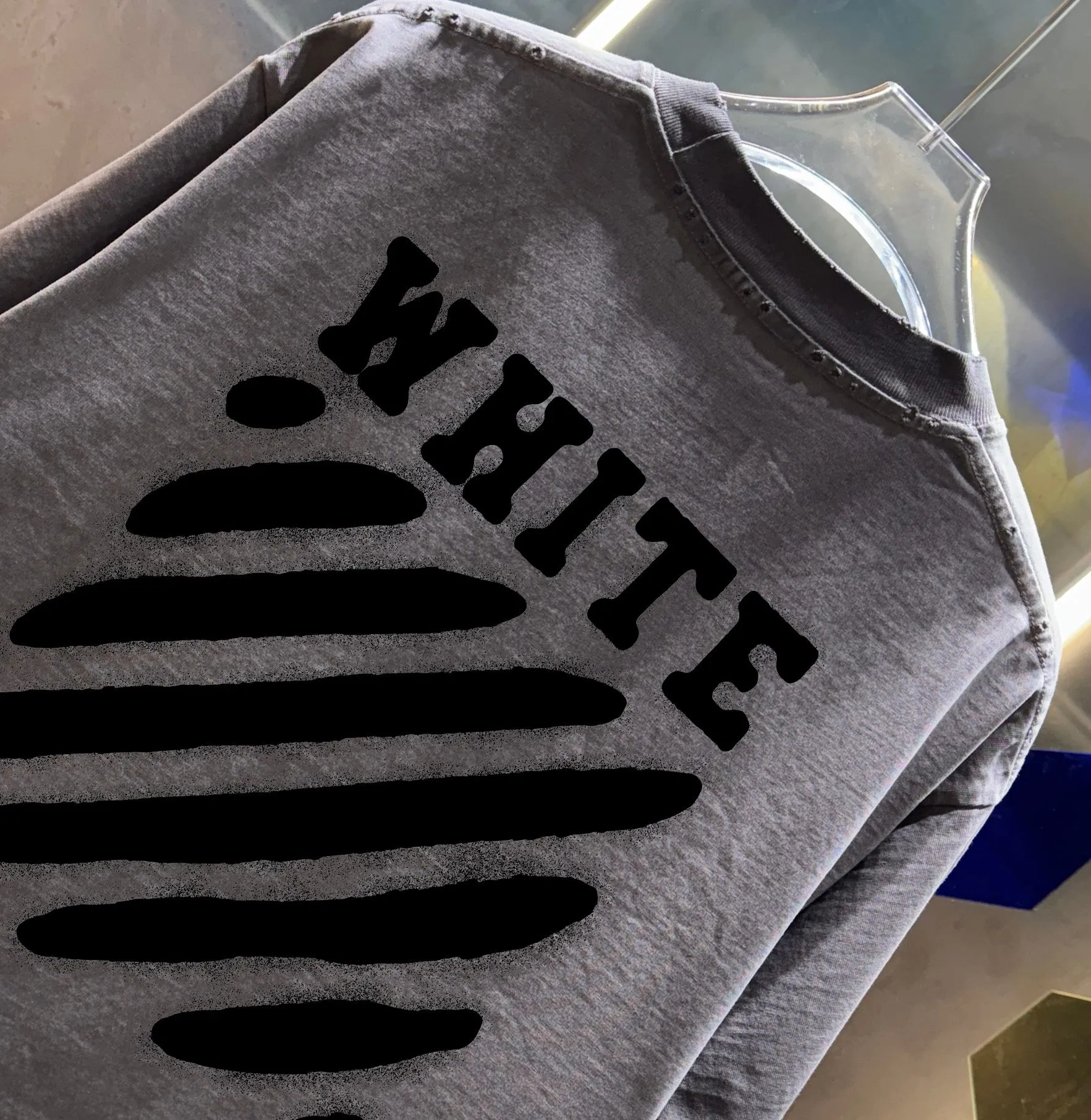OFF-white/2026 Spring/Summer New Arrival Washed and worn 320g round neck short-sleeved tee, same style loose version for men and women, hang tag, collar label, wash mark, three labels complete Color: Washed black, Washed white, Washed gray, Brown Size: S M L XL XXL​