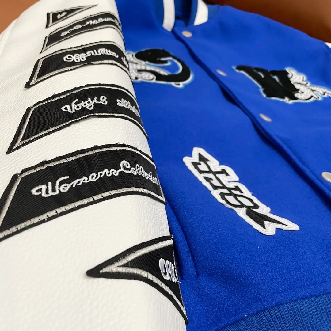 OFF WHITE➡️ ， 。 ， ， 。 1 ， 。 ， 。Premium ！ ！ Quality！