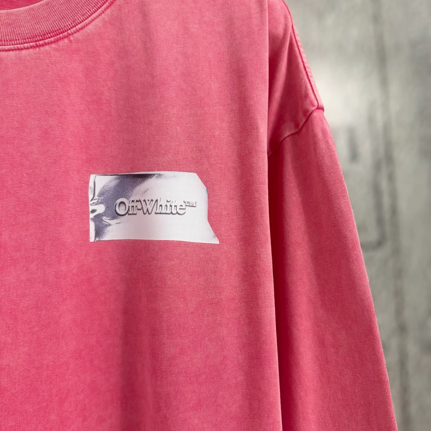 "𝙉𝙚𝙬⚜️off" 2026* Autumn and Winter New Arrival Long Sleeve Men and Women Same Style Old Fried Snowflakes 32 Count 275g Cotton Print Size: S M L XL XXL Color: Black Apricot Watermelon Red Gray