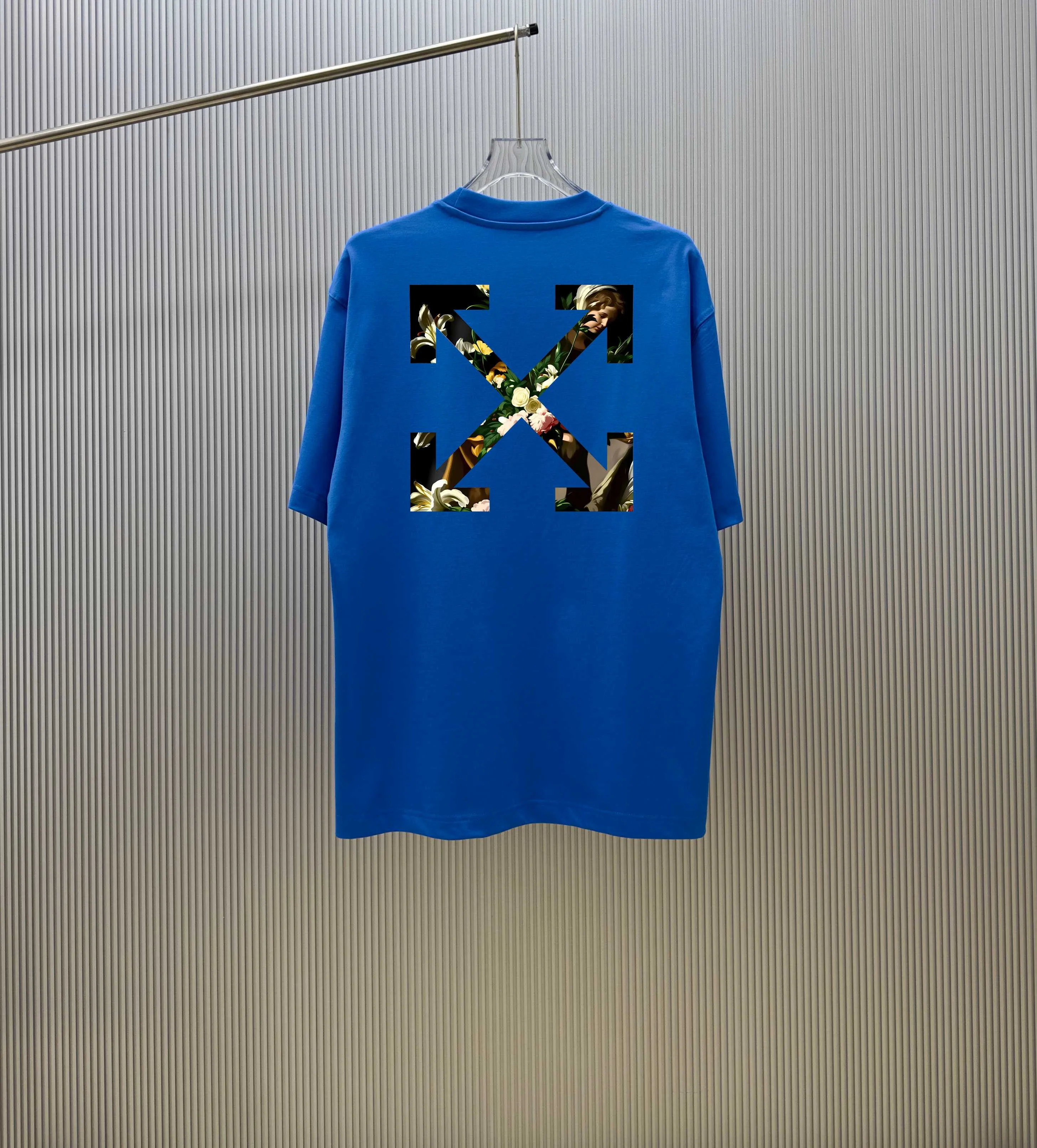 85💰 (Strictly control Quality) Style: off-white short-sleeved T-shirt Fabric: 300g double yarn 100% cotton Rib: 320g Sorona 1*1 trendy brand Process: Printing Color: White Orange Red Blue Floral Gray Black Size: M-4XL No gender distinction Men and women Same Style