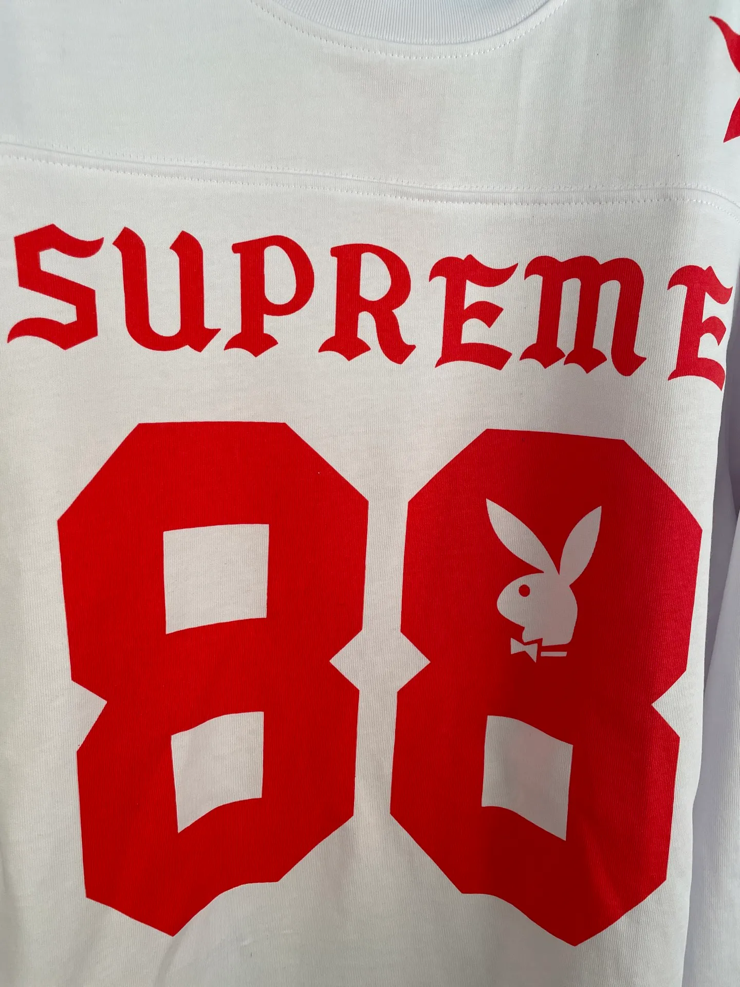 Style number: 8191 supreme SS 26 playboy joint model No. 88 rabbit football long-sleeved T-shirt Color: Black White Pink Size: S-XL