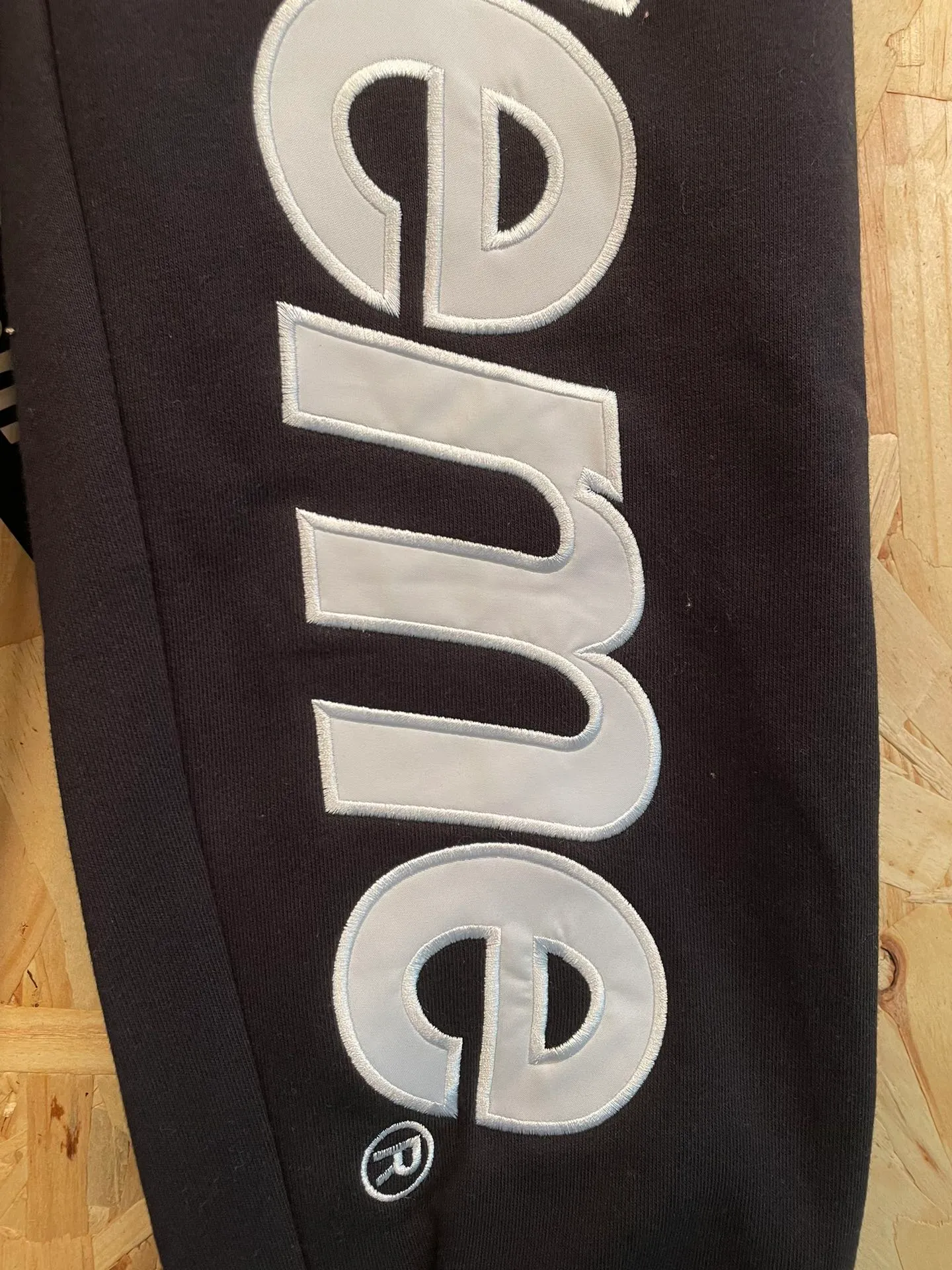 Style number: 7105 SUPREME ankle-fitting embroidered casual suit trousers size: S M L XL Color: Black