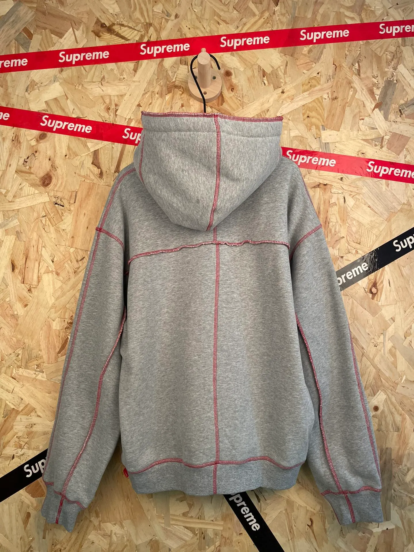 Style number: 8118 supreme American street embroidered topstitch sports sweatshirt suit (plus velvet) size: S M L XL color: Gray top