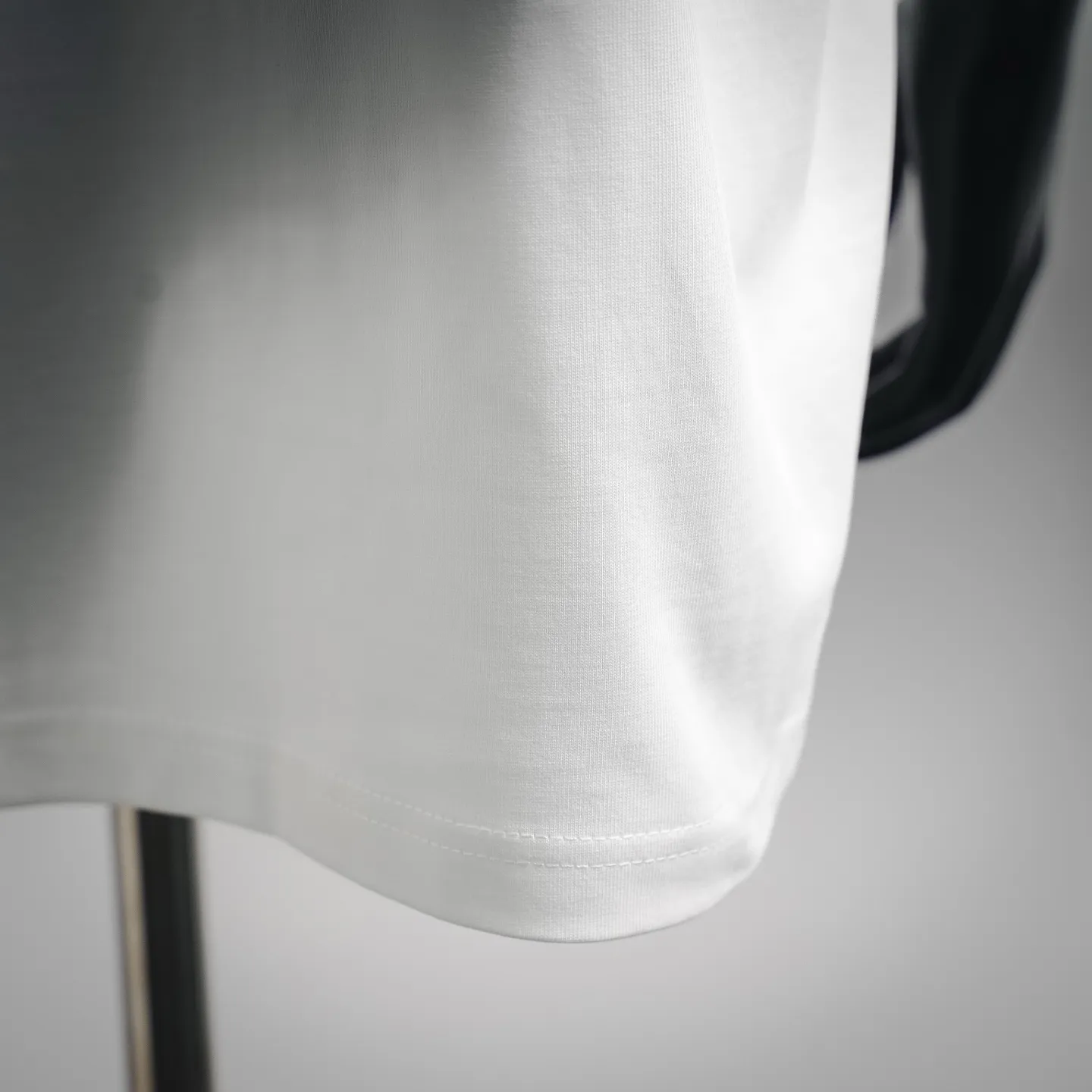 WE 11DONE Same Style T 1：1 ：Black、White、 Sizes：S、M、L