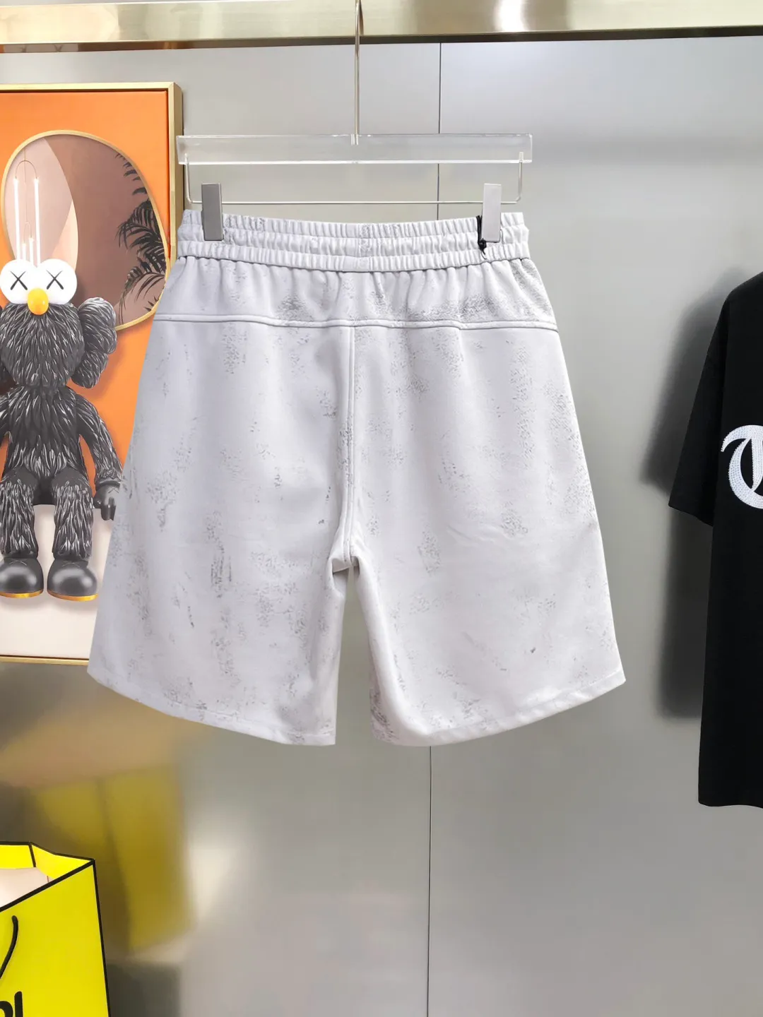 Y 3 Complete three standards 2026 summer New Arrival men's casual shorts, advanced custom-made Breathable fabric Breathable fabric with high elasticity and comfort, impeccable details, top-grade accessories, original logo design concept, delicate and soft feel! The upper body fit is awesome! Size: M-XXXL Please state your height and weight when ordering