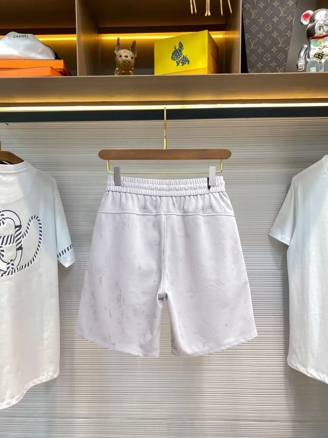 Y 3 Complete three standards 2026 summer New Arrival men's casual shorts, advanced custom-made Breathable fabric Breathable fabric with high elasticity and comfort, impeccable details, top-grade accessories, original logo design concept, delicate and soft feel! The upper body fit is awesome! Size: M-XXXL Please state your height and weight when ordering