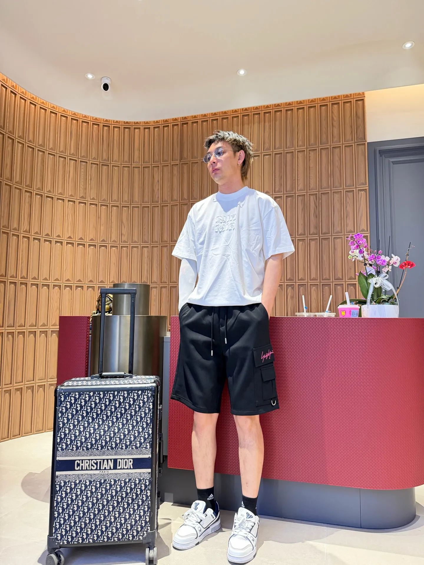 Y 3 Complete three standards 2026 summer New Arrival men's casual shorts, advanced custom-made Breathable fabric Breathable fabric with high elasticity and comfort, impeccable details, top-grade accessories, original logo design concept, delicate and soft feel! The upper body fit is awesome! Size: M-XXXL Please state your height and weight when ordering