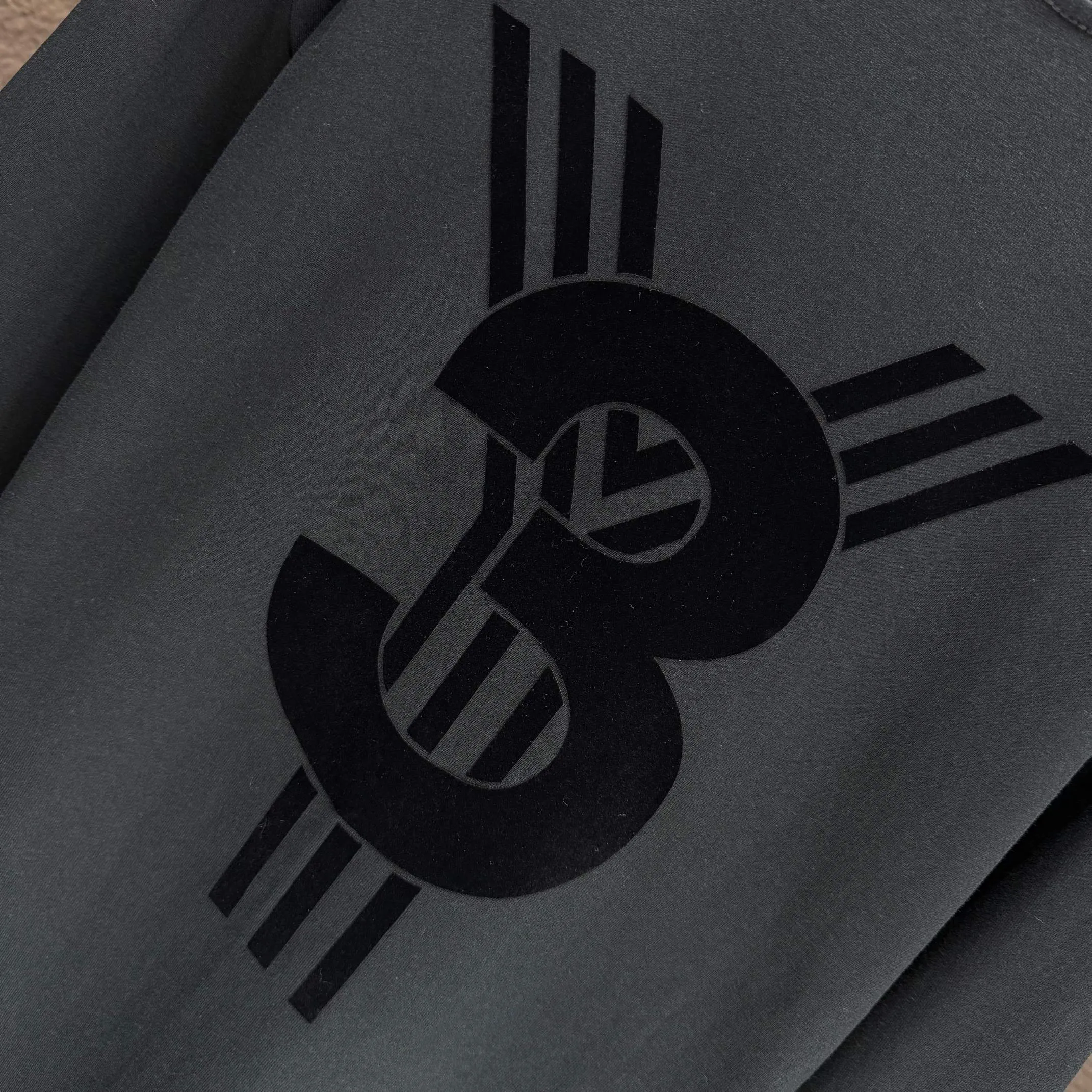 Y 3 Yohji Yamamoto 2025 Autumn and Winter New Arrival thick long-sleeved T-shirt gram pure cotton letter logo flocking Color: Black White Angora Red Sizes: S M L XL