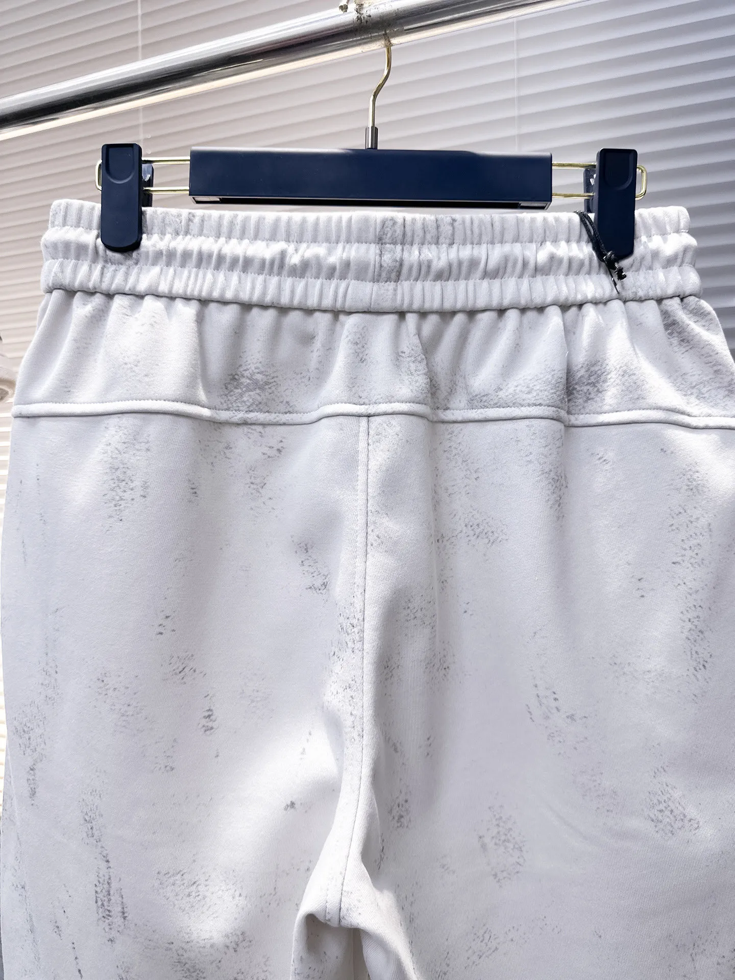 Y 3 Complete three standards 2026 summer New Arrival men's casual shorts, advanced custom-made Breathable fabric Breathable fabric with high elasticity and comfort, impeccable details, top-grade accessories, original logo design concept, delicate and soft feel! The upper body shape is awesome! Size: M-XXXL Please state your height and weight when ordering
