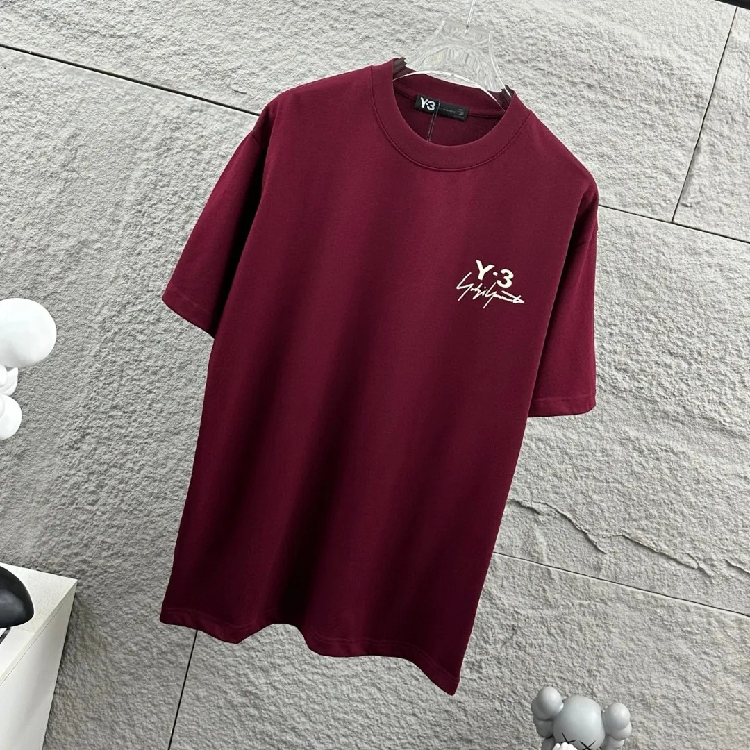 Y 3*Yamamoto*Yoji 2026 Spring and Summer New Arrival Simple signature letters three-dimensional flocking technology Y-3 Customized double yarn plain cotton fabric Short-sleeved T-shirt Men and women Same Style Color: Black White Angora Red Size: S (90-130 pounds) M (120-150 pounds) L (140-165 pounds) XL (160-180 pounds) XXL (180 pounds)