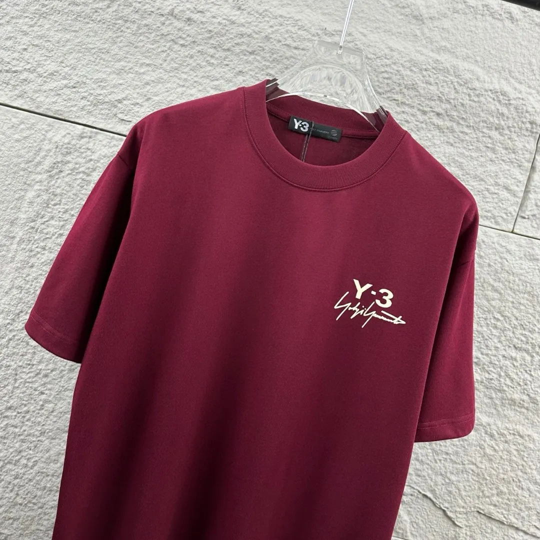 Y 3*Yamamoto*Yoji 2026 Spring and Summer New Arrival Simple signature letters three-dimensional flocking technology Y-3 Customized double yarn plain cotton fabric Short-sleeved T-shirt Men and women Same Style Color: Black White Angora Red Size: S (90-130 pounds) M (120-150 pounds) L (140-165 pounds) XL (160-180 pounds) XXL (180 pounds)