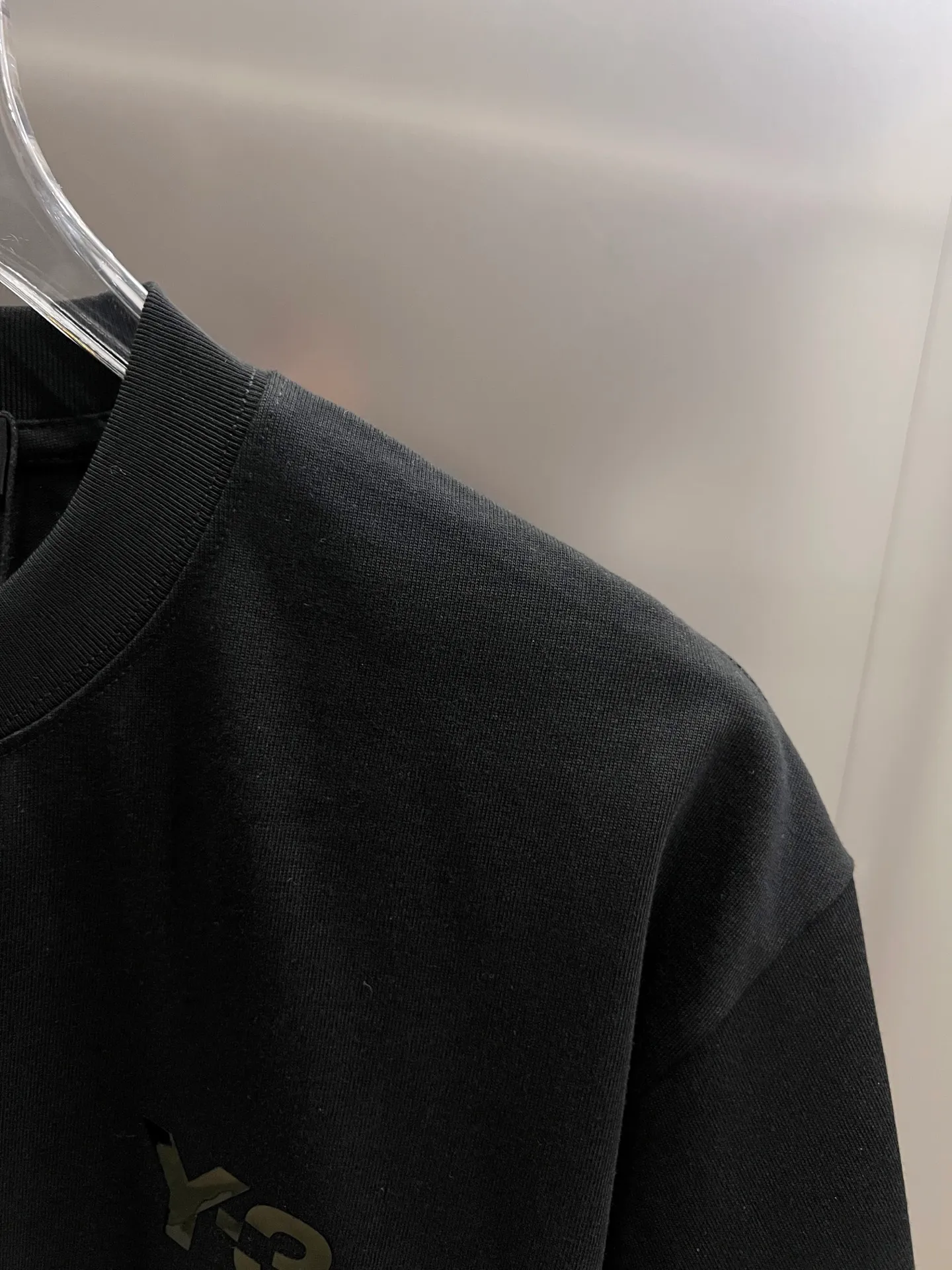 Y 3*Yamamoto*Yoji 2026 Spring and Summer New Arrival Simple signature letter three-dimensional craftsmanship Y-3 Customized double yarn plain cotton fabric Short-sleeved T-shirt Men and women Same Style Loose version Size S M L XL XXL Five sizes Black White Gray Yingguang Green