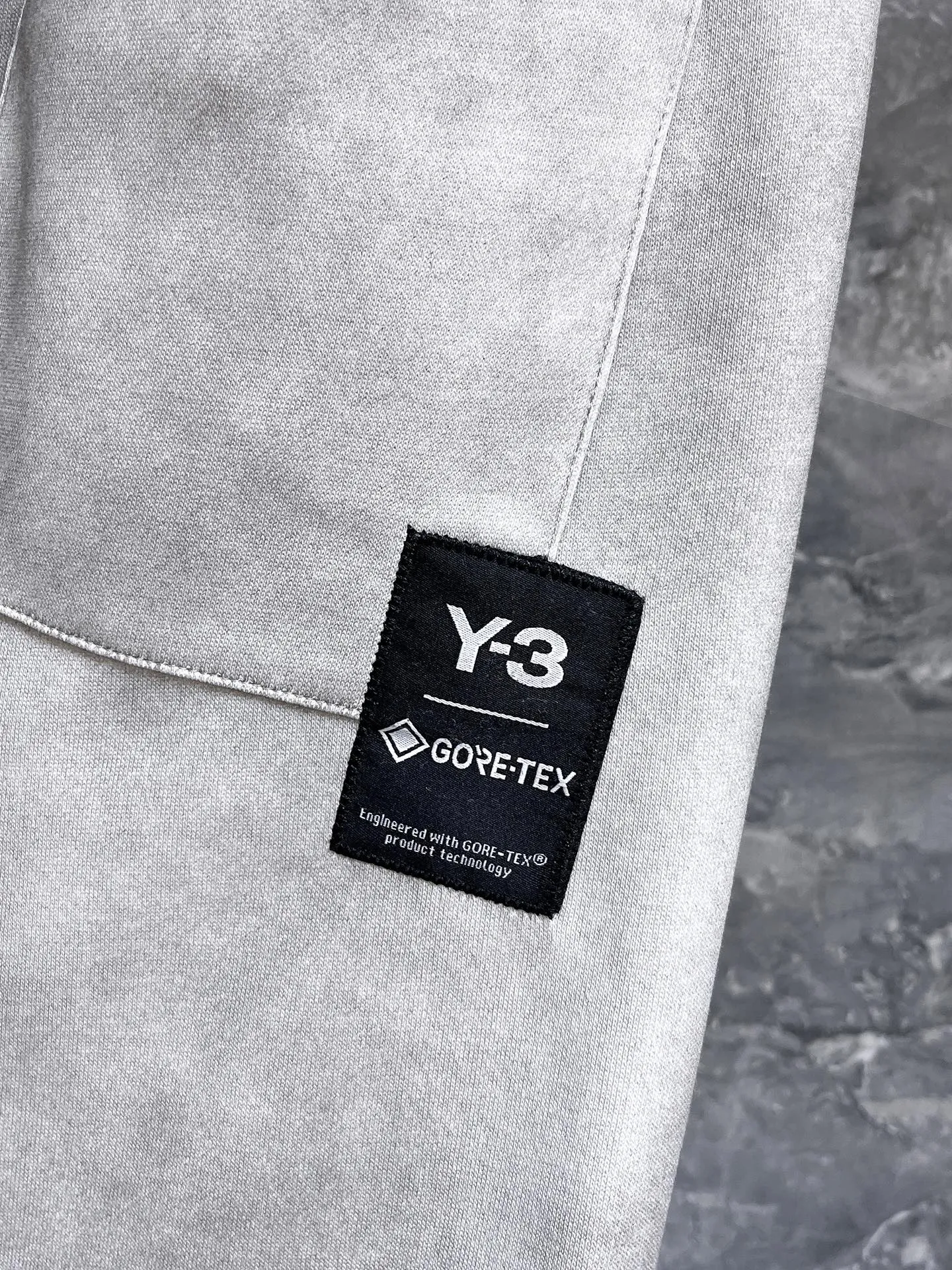 Y 3 Complete three standards 2026 summer New Arrival men's casual shorts, advanced custom-made Breathable fabric Breathable fabric with high elasticity and comfort, impeccable details, top-grade accessories, original logo design concept, delicate and soft feel! The upper body fit is awesome! Size: M-XXXL Please state your height and weight when ordering