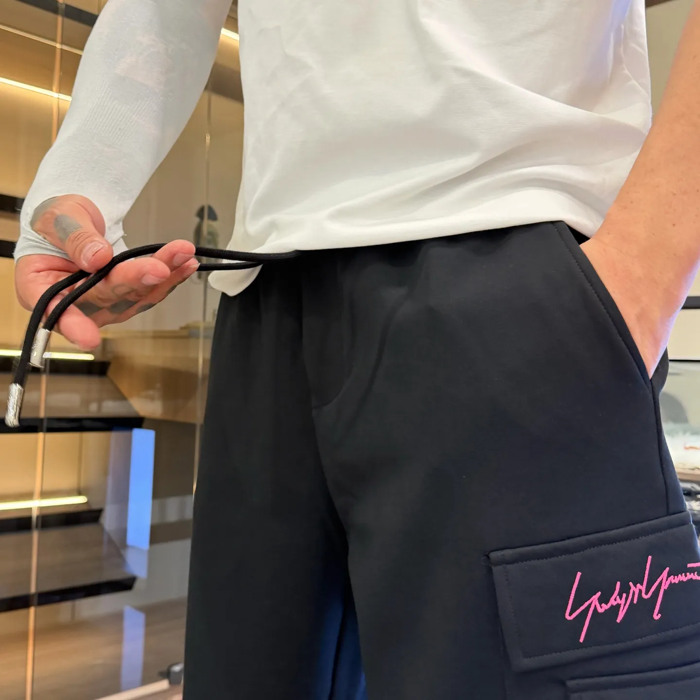 Y 3 Complete three standards 2026 summer New Arrival men's casual shorts, advanced custom-made Breathable fabric Breathable fabric with high elasticity and comfort, impeccable details, top-grade accessories, original logo design concept, delicate and soft feel! The upper body shape is awesome! Size: M-XXXL Please state your height and weight when ordering