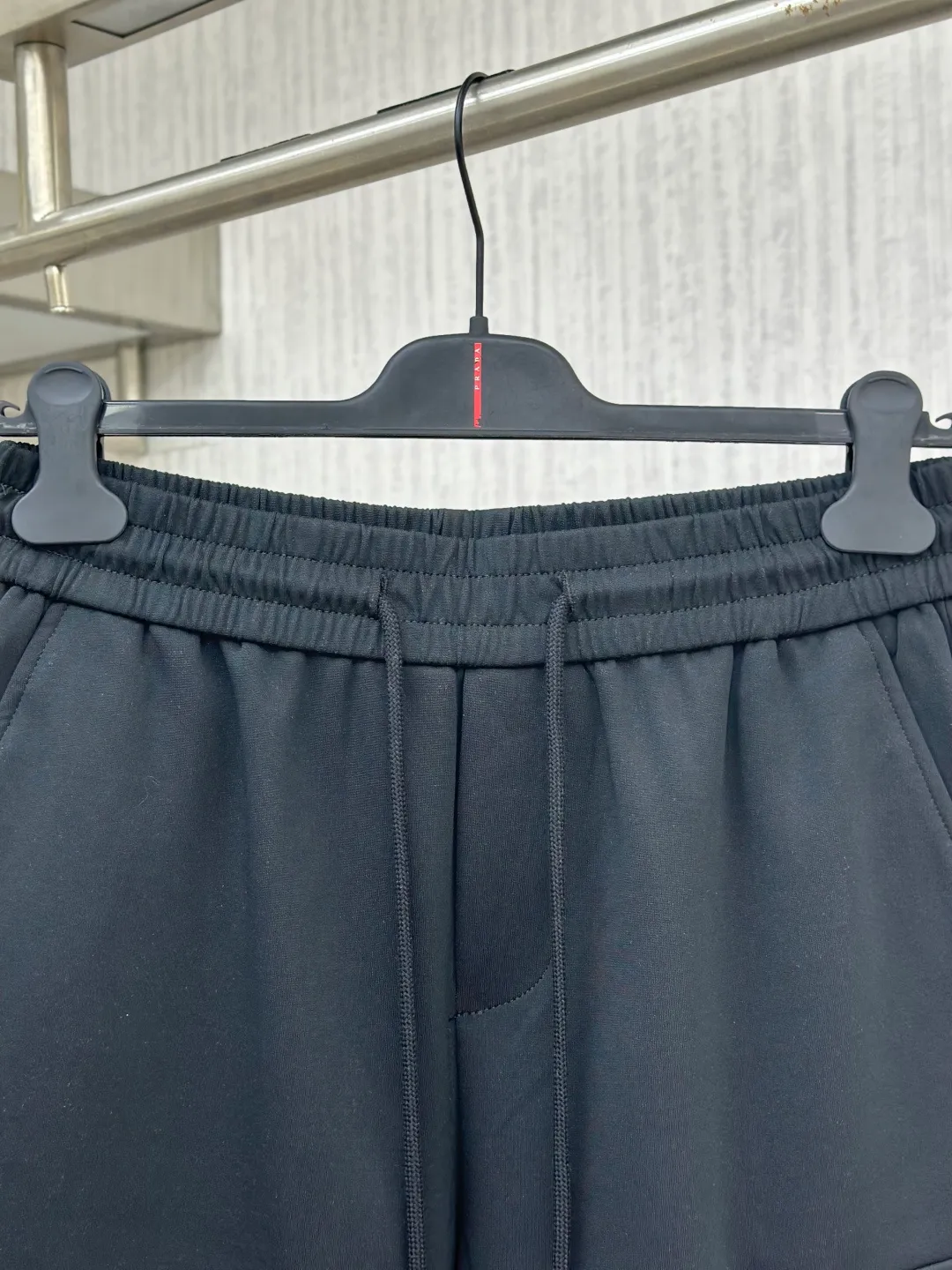 Y 3 2026 Summer New Arrival men's casual shorts, advanced custom fabrics, Breathable comfort, impeccable details, top accessories, original logo design concept, delicate and soft feel! The upper body fit is awesome! Size: M-XXXL Please state your height and weight when ordering