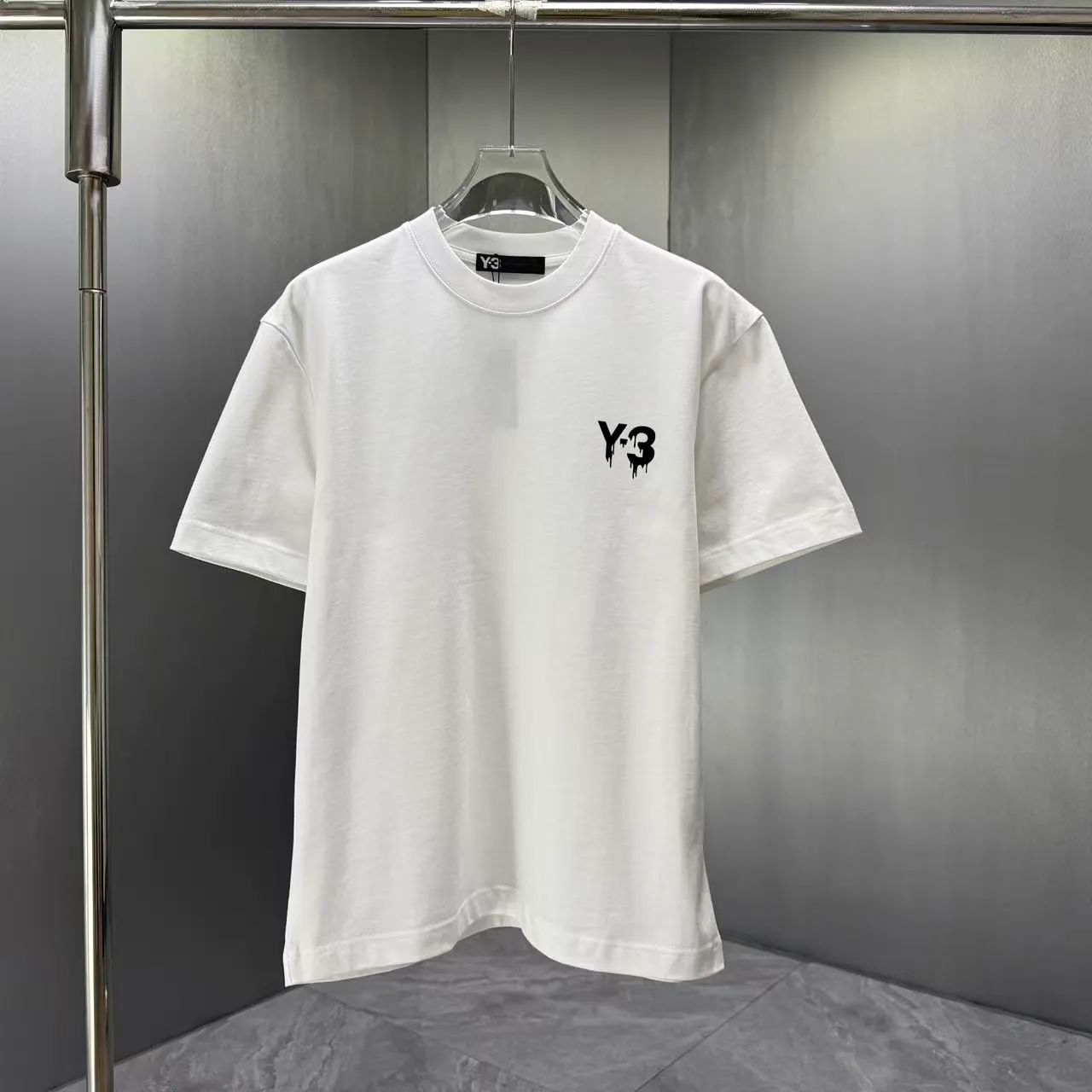 Y 3 Yohji Yamamoto 2026 Spring and Summer New Arrival short-sleeved T-shirt Customized pure cotton letter logo flocking Color: Black White Color Sizes: S M L XL XXL