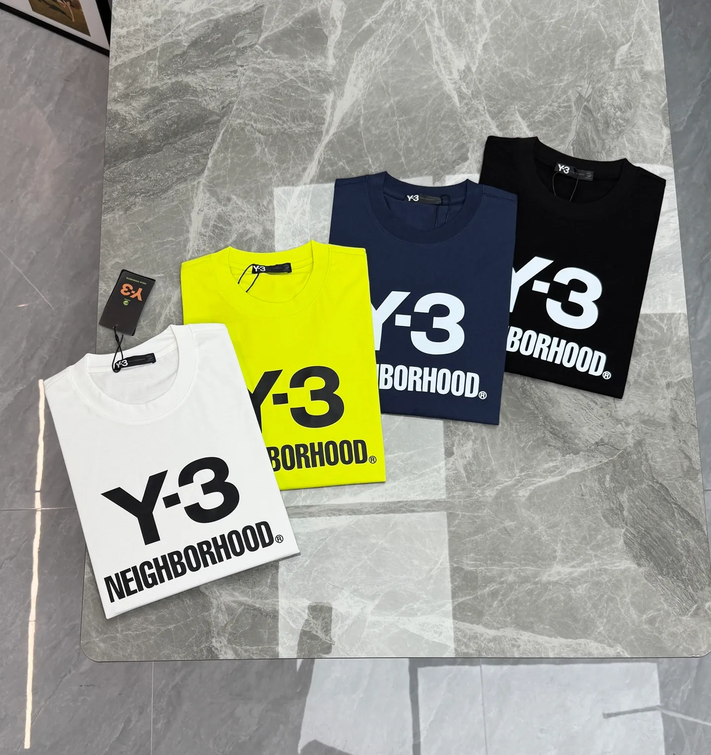 175 ⚜️Y-3 and Neighborhood co-branded T-shirts, same style for men and women❤️Pure main tone + contrasting logo, simple and recognizable! g Cotton fabric, comfortable and breathable, suitable for daily use or sports. Y-3 is a premium sports fashion brand of Adidas and Yohji Yamamoto, while Neighborhood is a Japanese street fashion brand. The joint brand is highly collectible. It also has detailed signatures on the cuffs and a Classic logo on the back. It is full of trend and a must-have for street style! All three standards - Color: Black. White. Fluorescent yellow. Dark Blue. Sizes: S-3XL slightly expanded version ❗️ (L is recommended for 175/145 pounds)